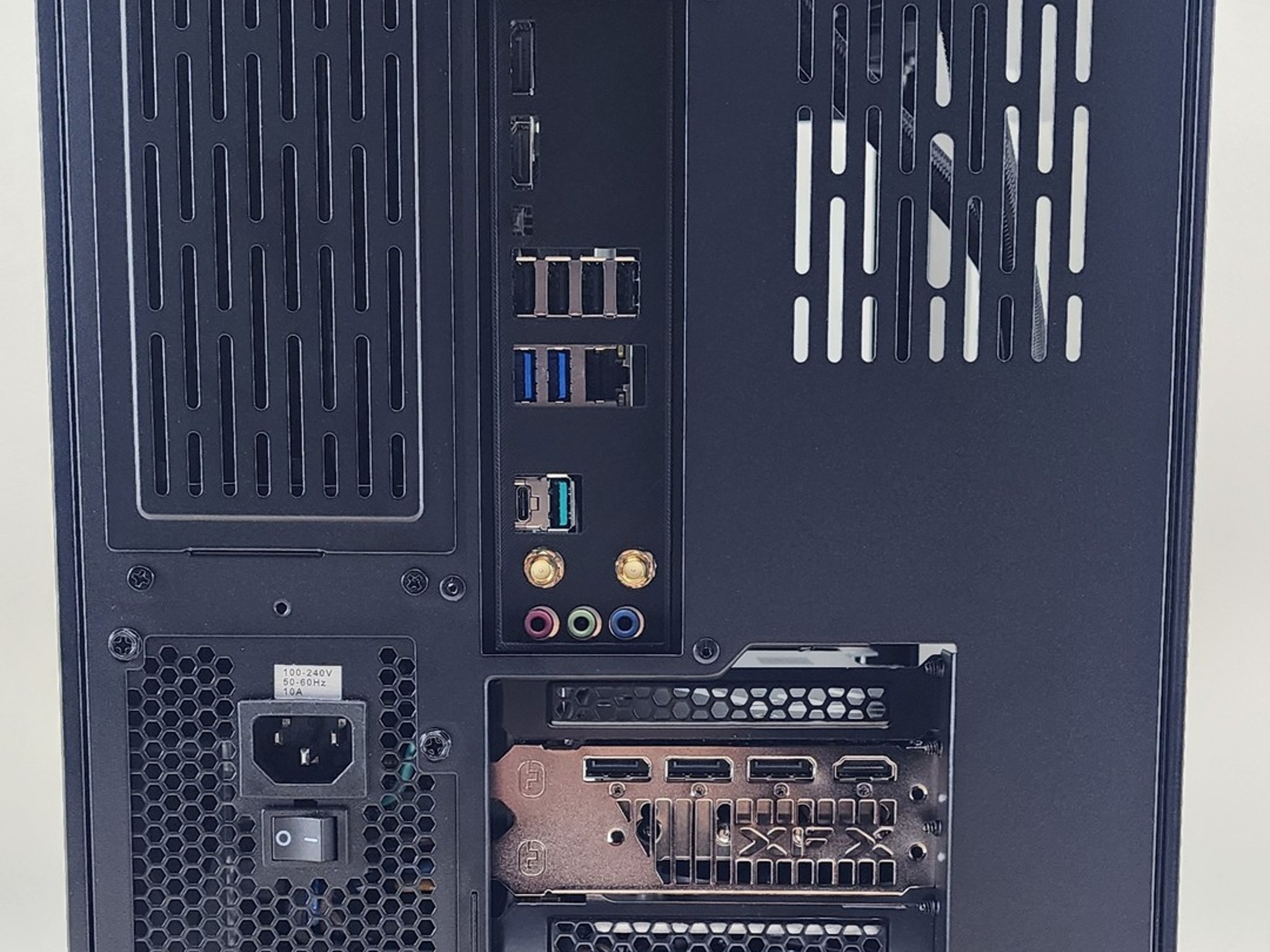 Gaming PC Ryzen 7 9700X 32GB RAM 2TB SSD RX 7900 XT 20GB Windows 11 Computer