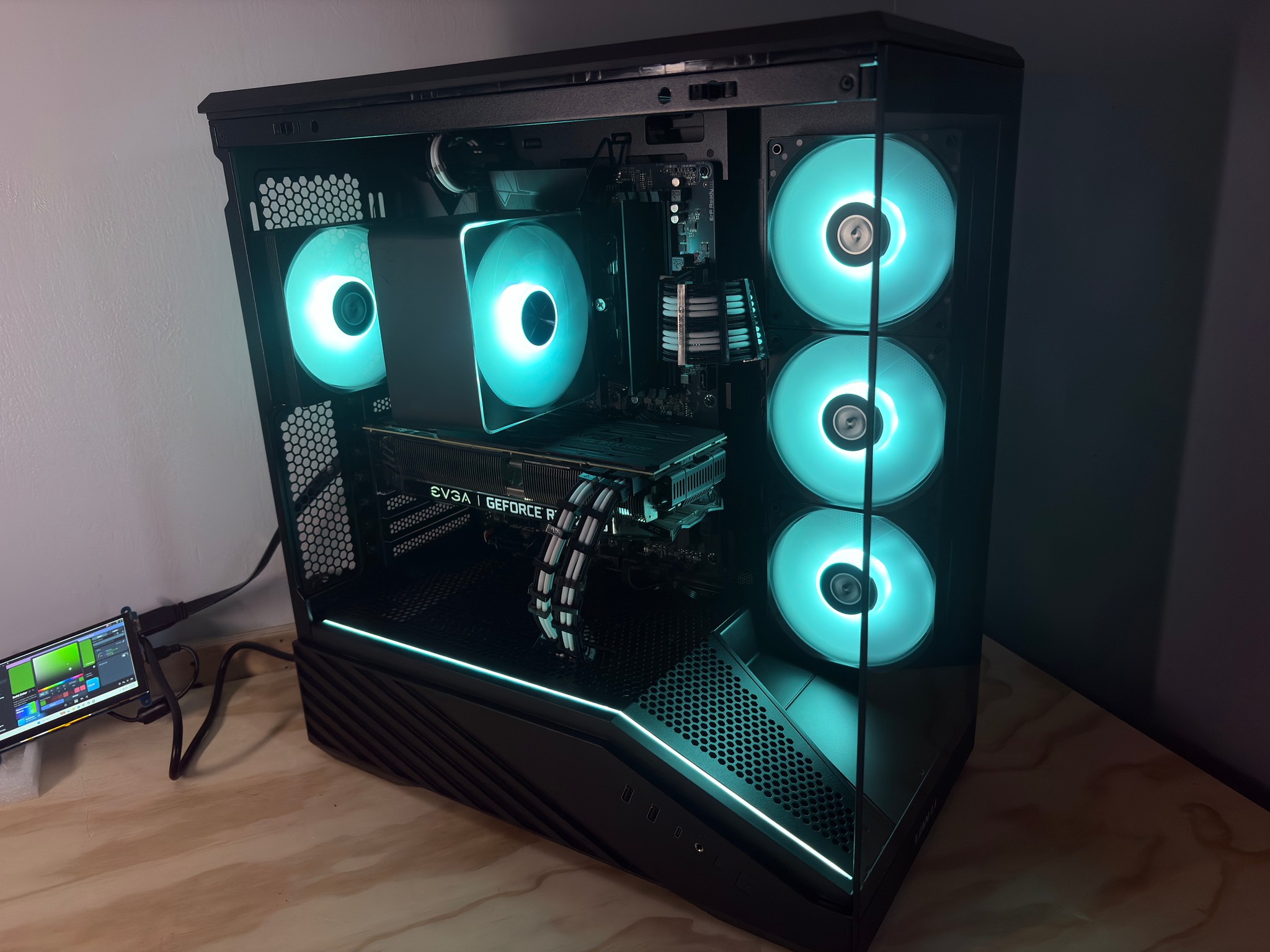 Apex Series PC / Ryzen 5 + RTX 2070 / NVMe SSD / Ready to play!