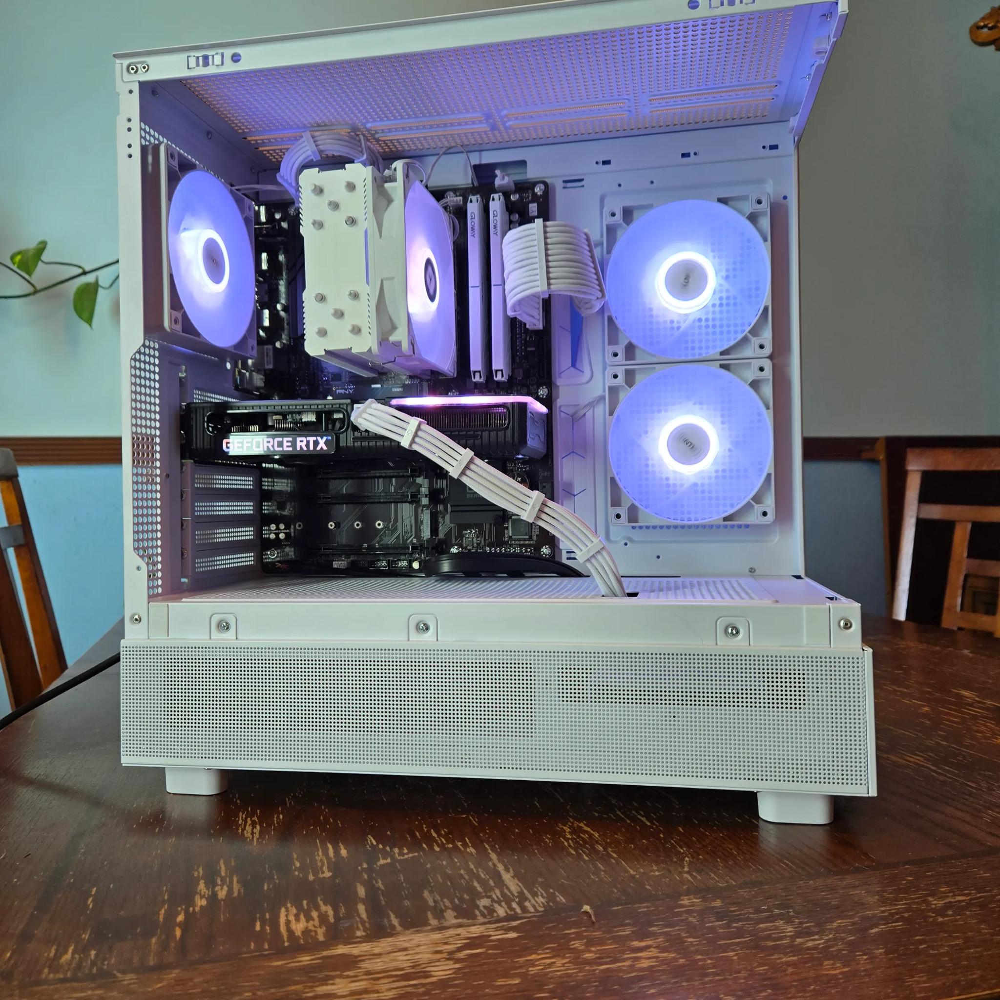 3060 TI RYZEN 5 WHITE GAMING PC