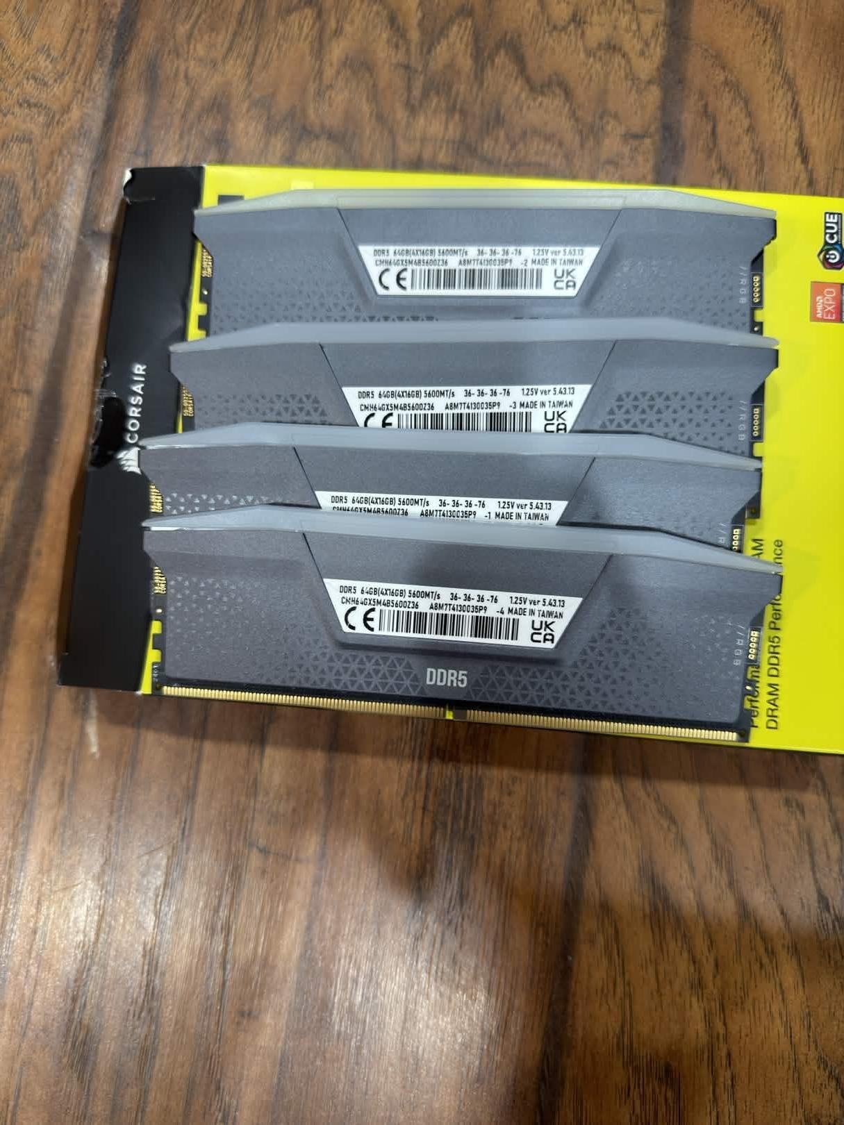 4x16gb Corsair Vengeance AMD Ram (CMH64GX5M4B5600Z36)