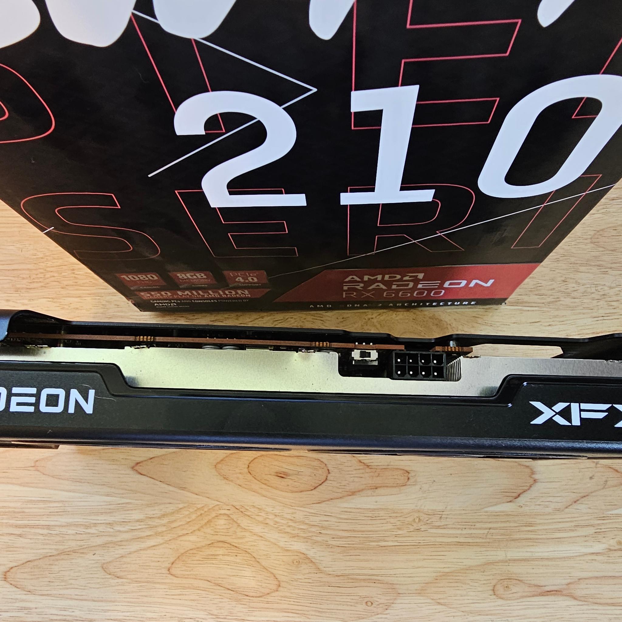 XFX Speedster SWFT 210 Radeon RX 6600