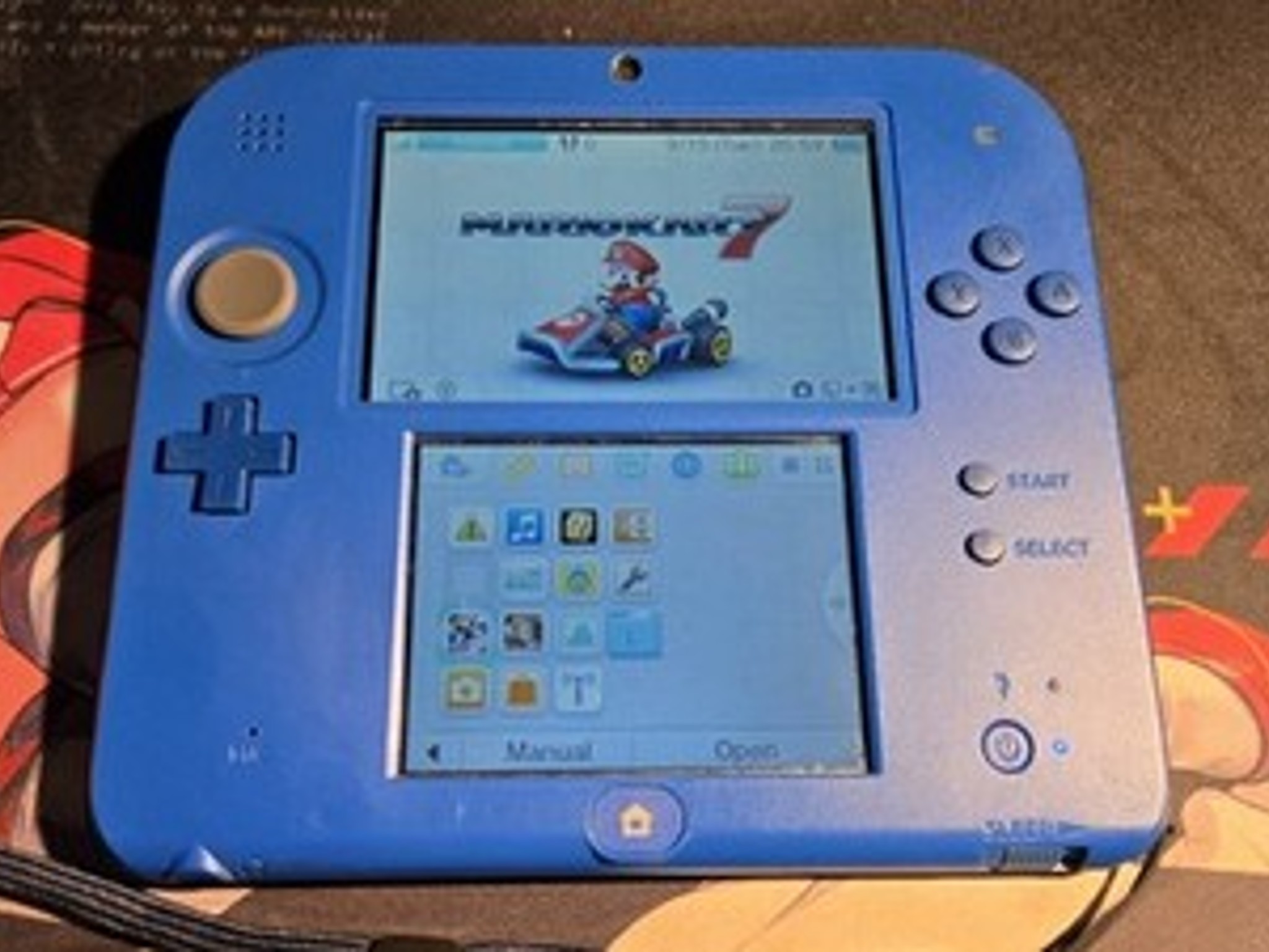 CUSTOM USED Nintendo 2DS Blue/Black Handheld Console, Mario Kart 7 Edition