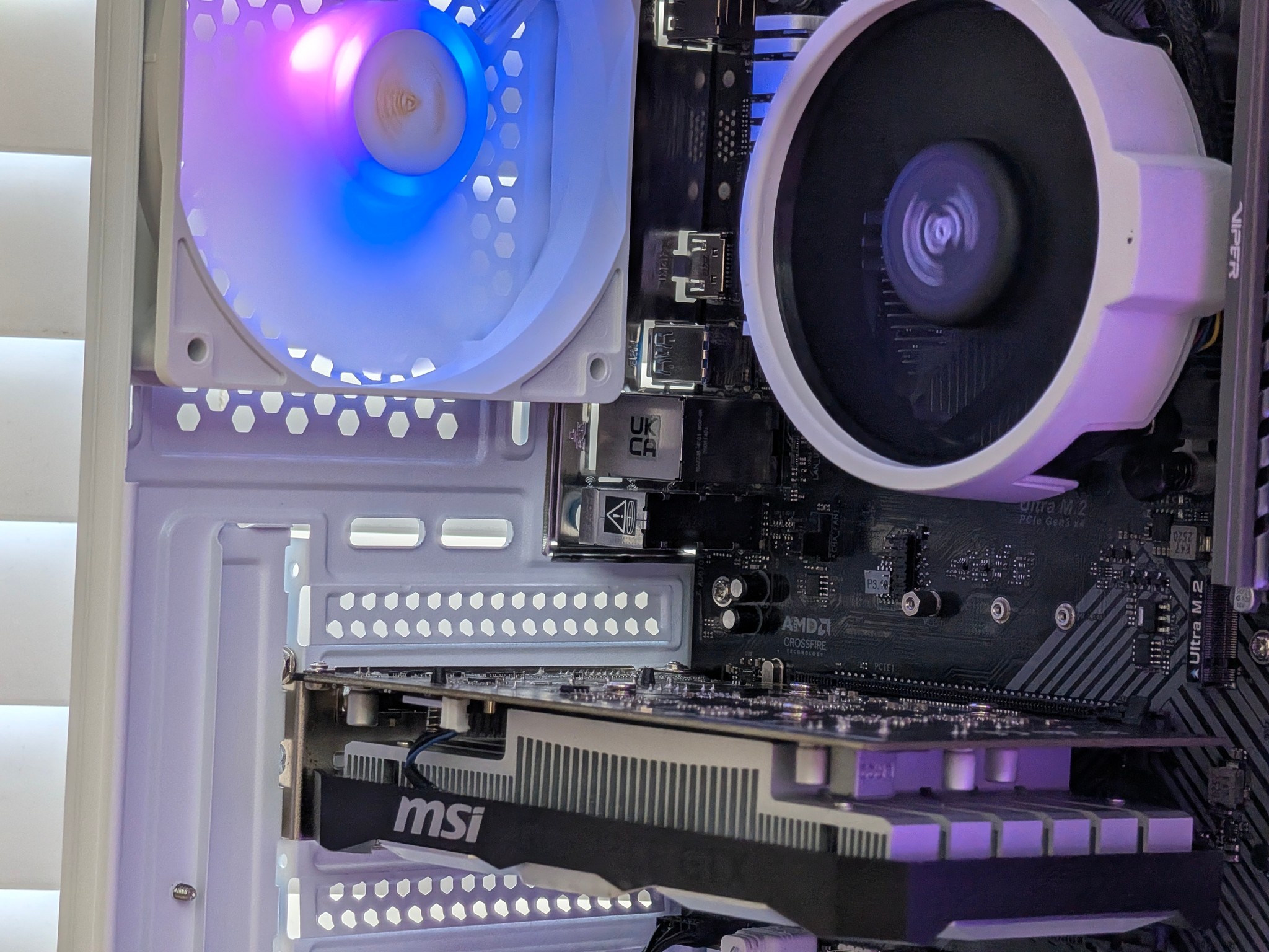 🌈⚪Ryzen 7 1700x | GTX 1650 | 16GB DDR4 | Gaming PC⚪🌈
