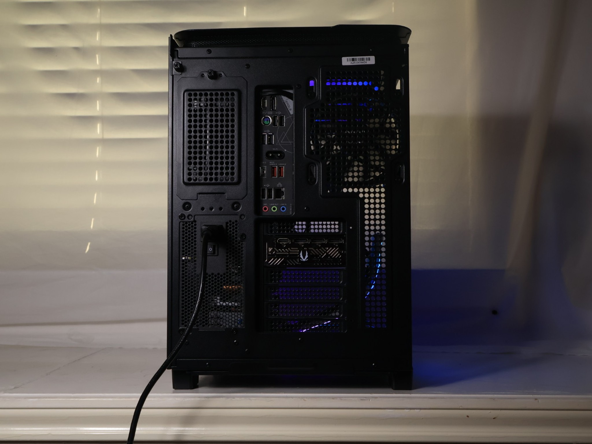 🟣🔵Zephyr | RTX 5070 Ryzen 7 9700x 2tb NVMe🔵🟣