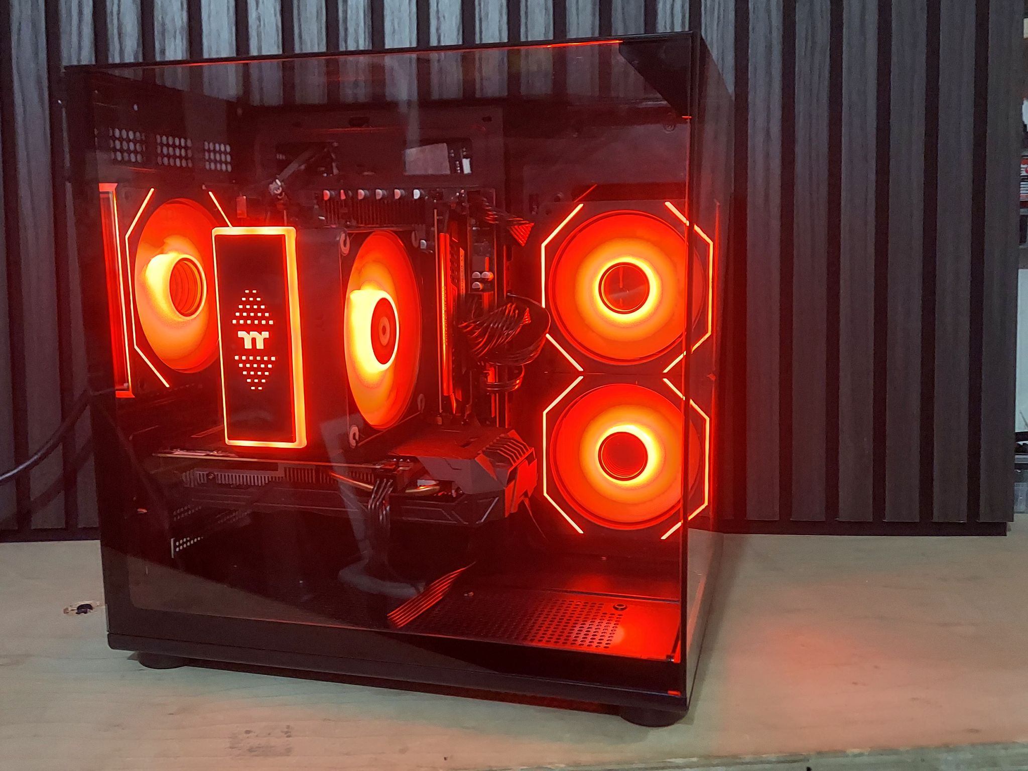 Thermaltake ASTRIA 200 ARGB CPU Cooler Cover AMD & Intel CPU's