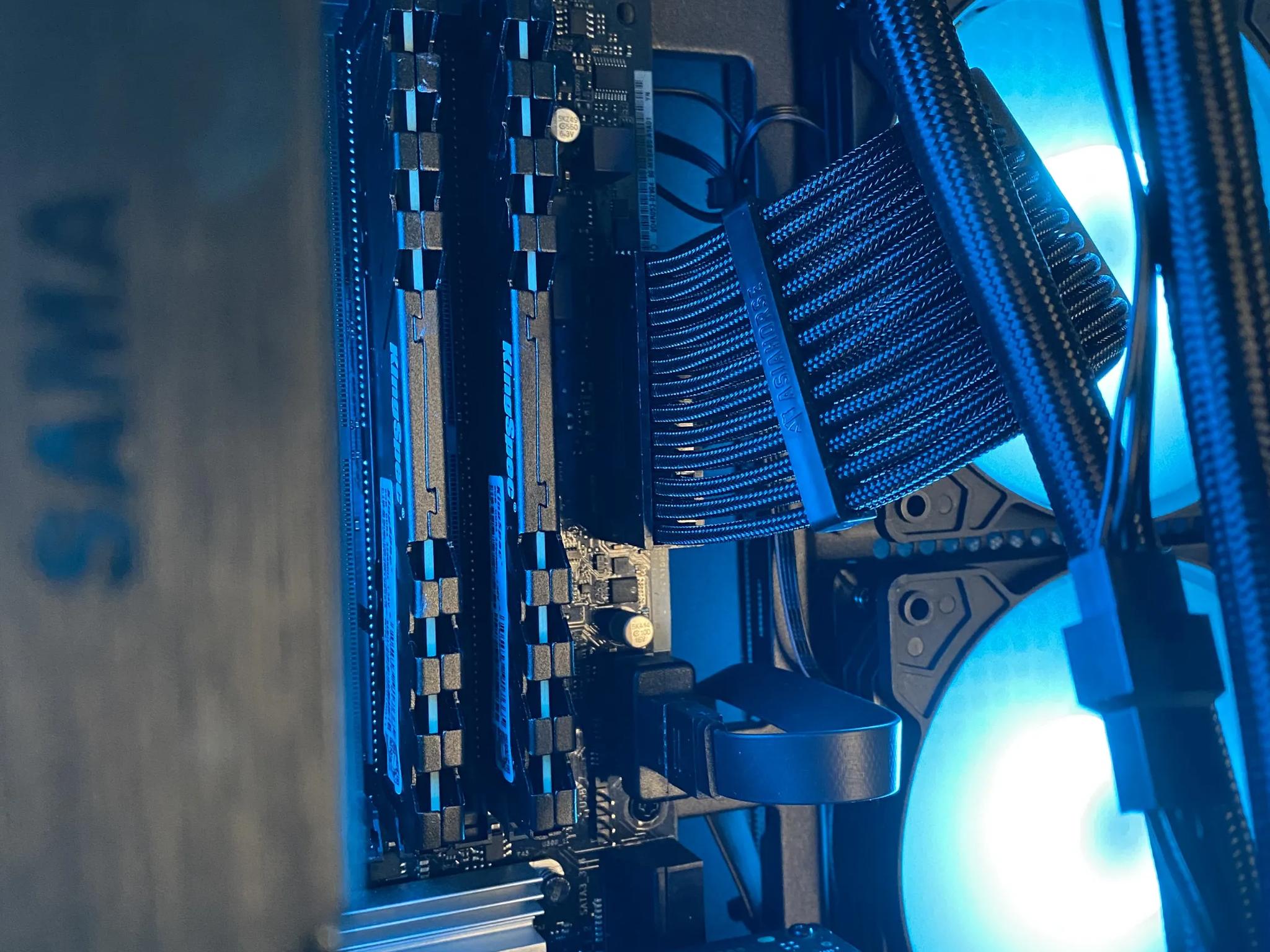 💵 SALE 💵 RGB Gaming PC | RTX 2070 SUPER 8GB + Ryzen 7 3700x + 16gb 3200mhz + 1tb nvme SSD |