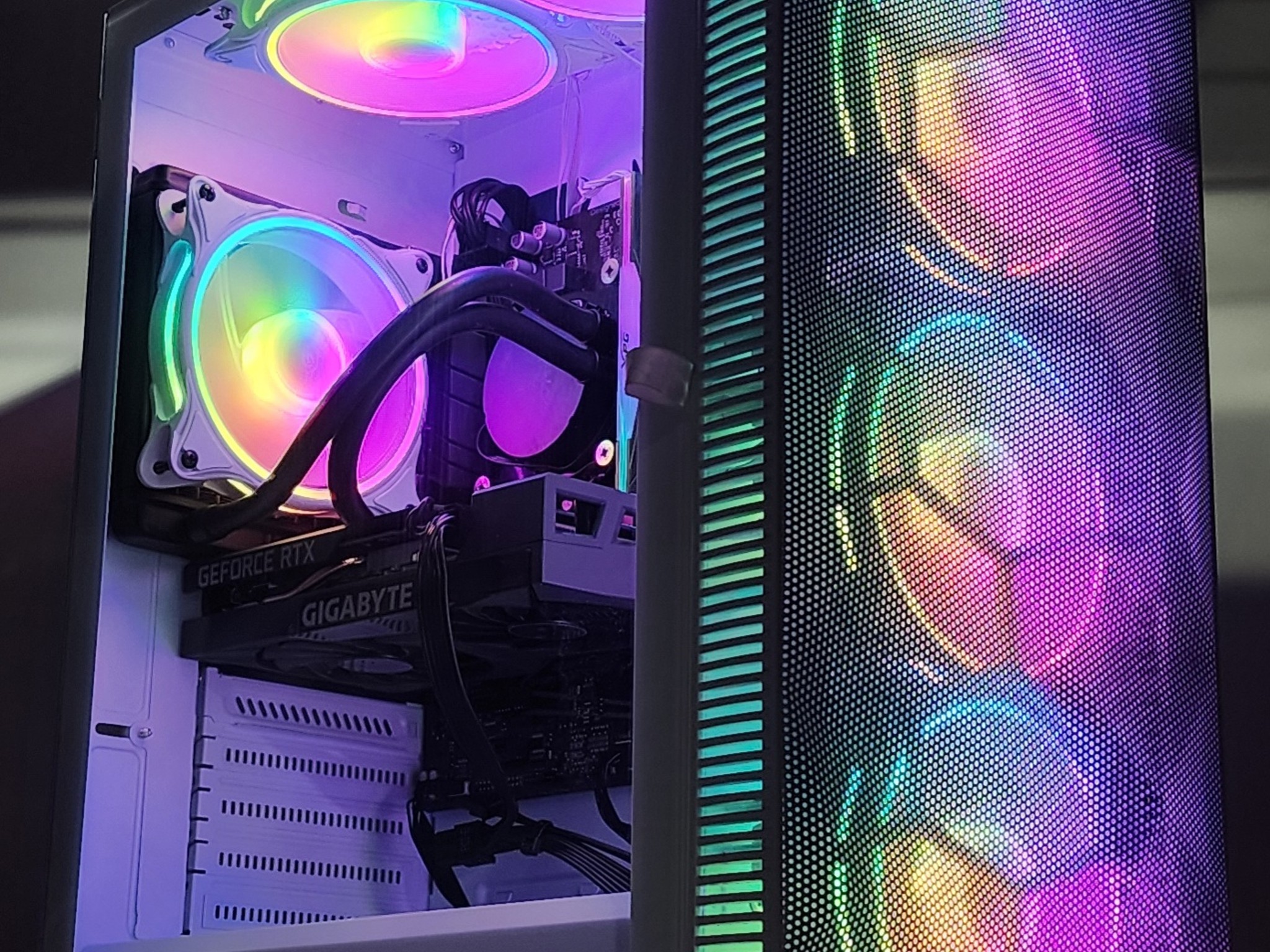 Gaming PC i5-10400F 16GB RAM 500GB SSD RTX 3050 8GB Win11 Computer