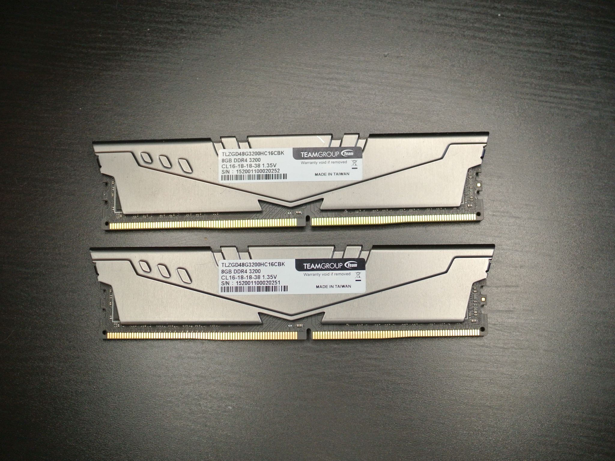 Team Group T-Force Vulcan Z 16GB (2x8GB) 3200 CL16 DDR4 RAM Memory
