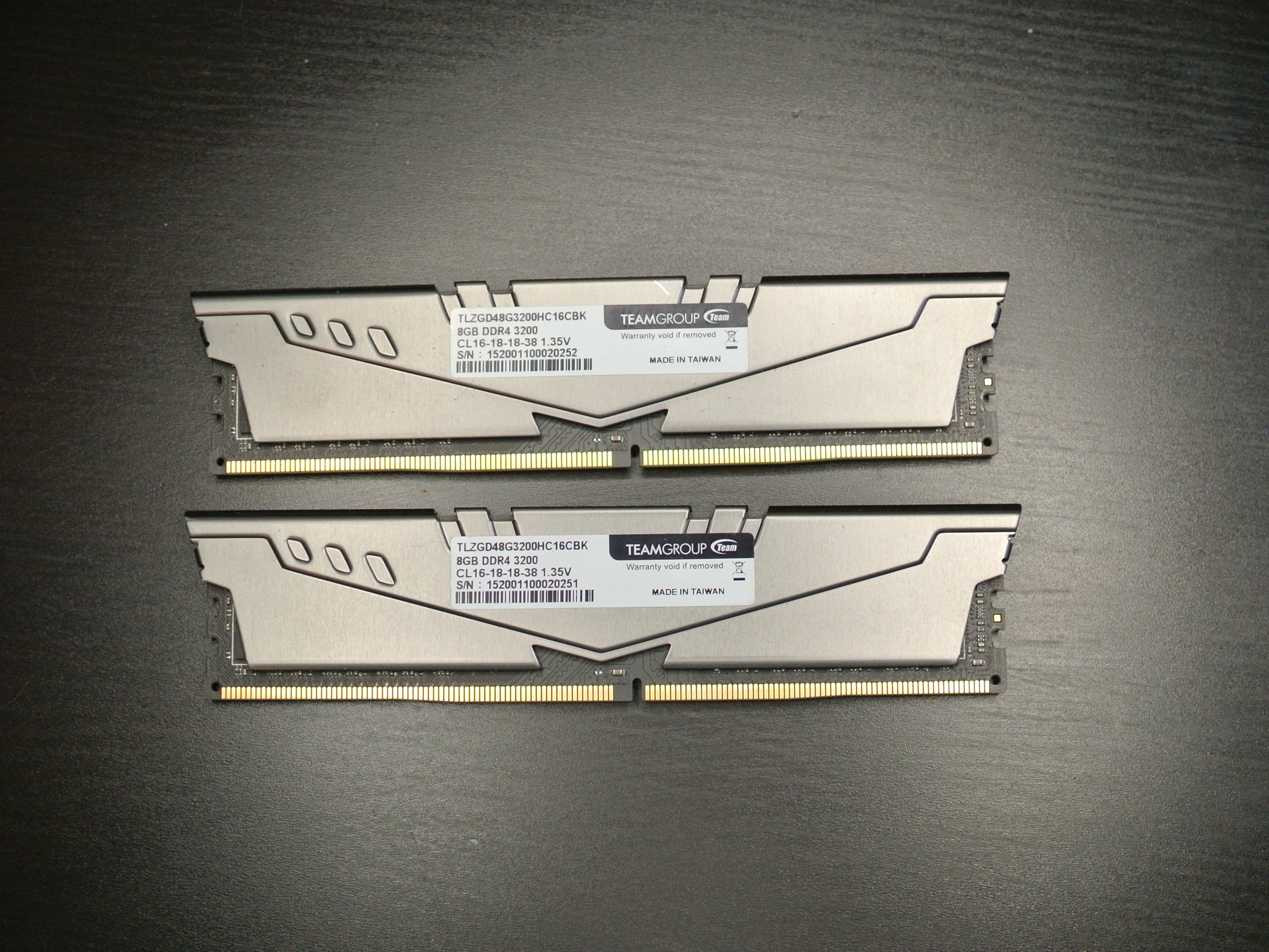 Team Group T-Force Vulcan Z 16GB (2x8GB) 3200 CL16 DDR4 RAM Memory