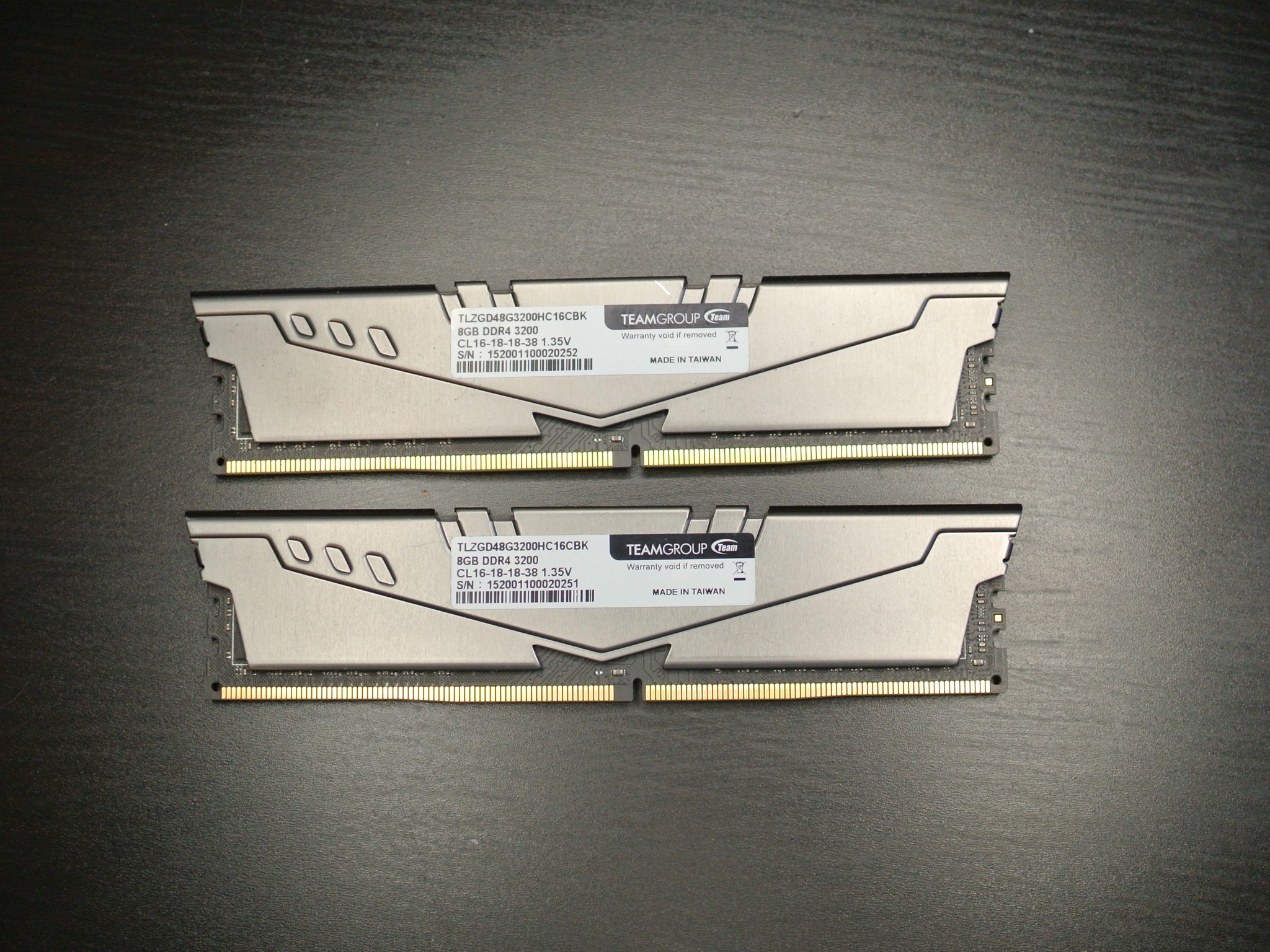 Team Group T-Force Vulcan Z 16GB (2x8GB) 3200 CL16 DDR4 RAM Memory