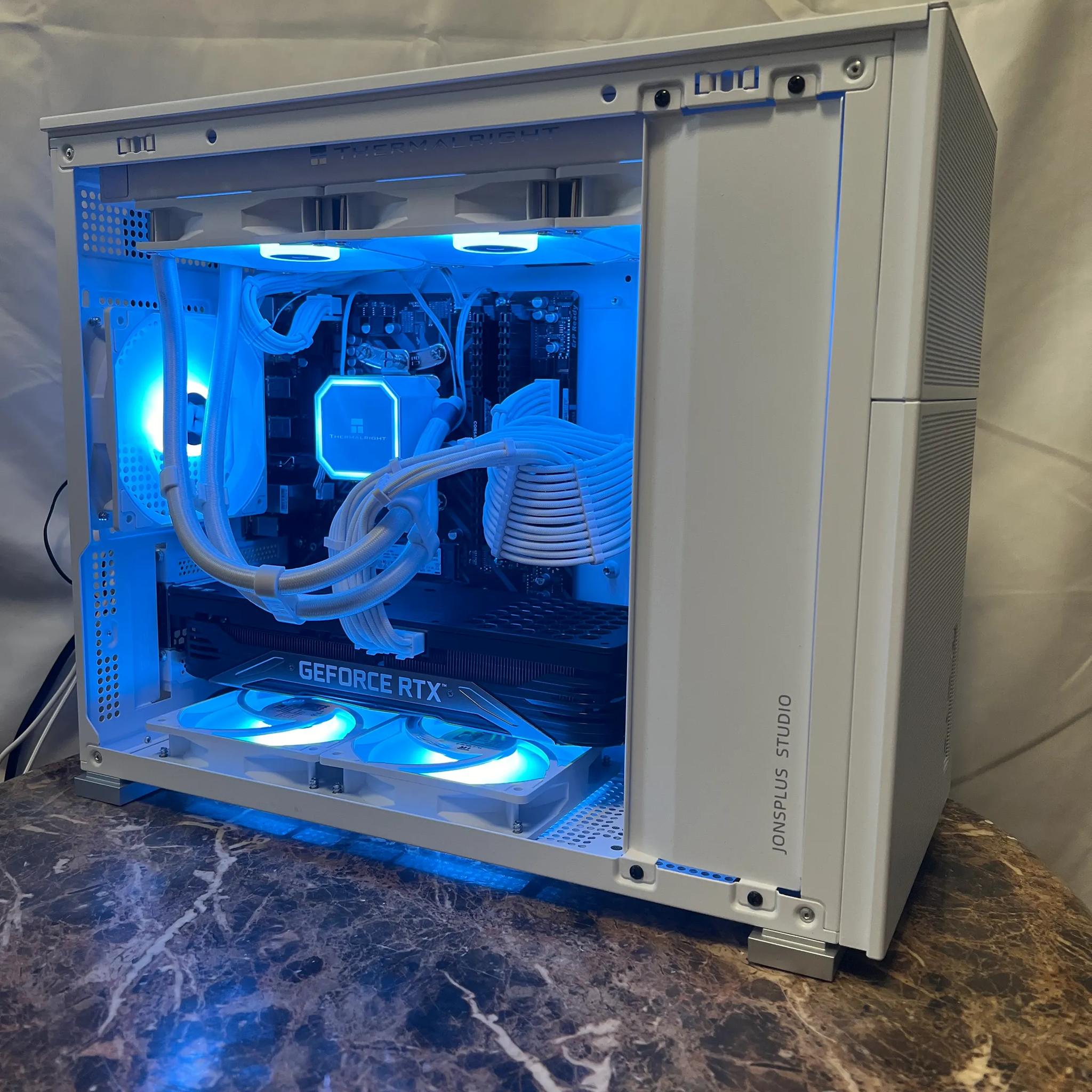 📦🤍 White Box 📦🤍 | RTX 3070 Mini Liquid Cooled PC | Ryzen 5 | 16GB RAM | 1TB Fast SSD