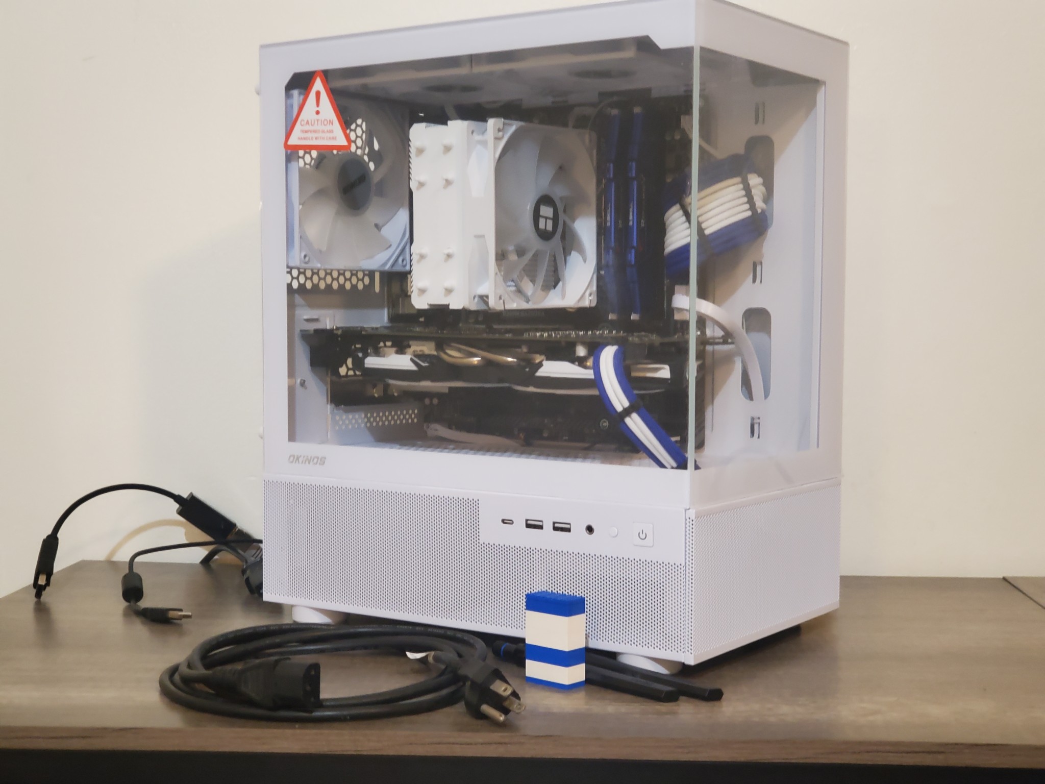 White + Blue Gaming PC | GTX 1070 | i5 8400 | 16GB | 512GB | ARGB | Wi-Fi + BT
