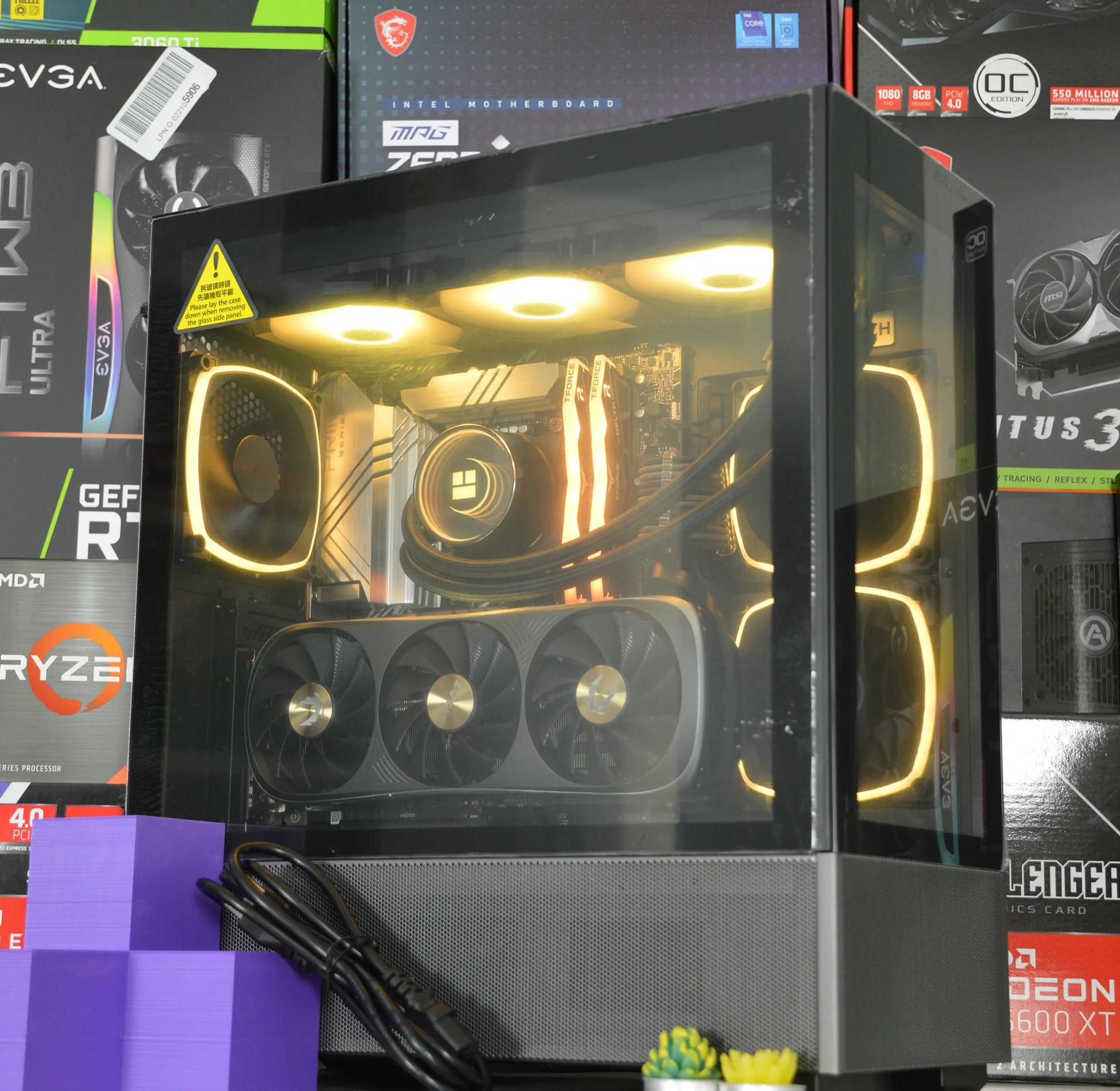 🏆👑| RTX 4070Ti 12GB| INTEL i9-13900K | 32 GB DDR5 RAM | 2TB NVME SSD | Golden Bling |
