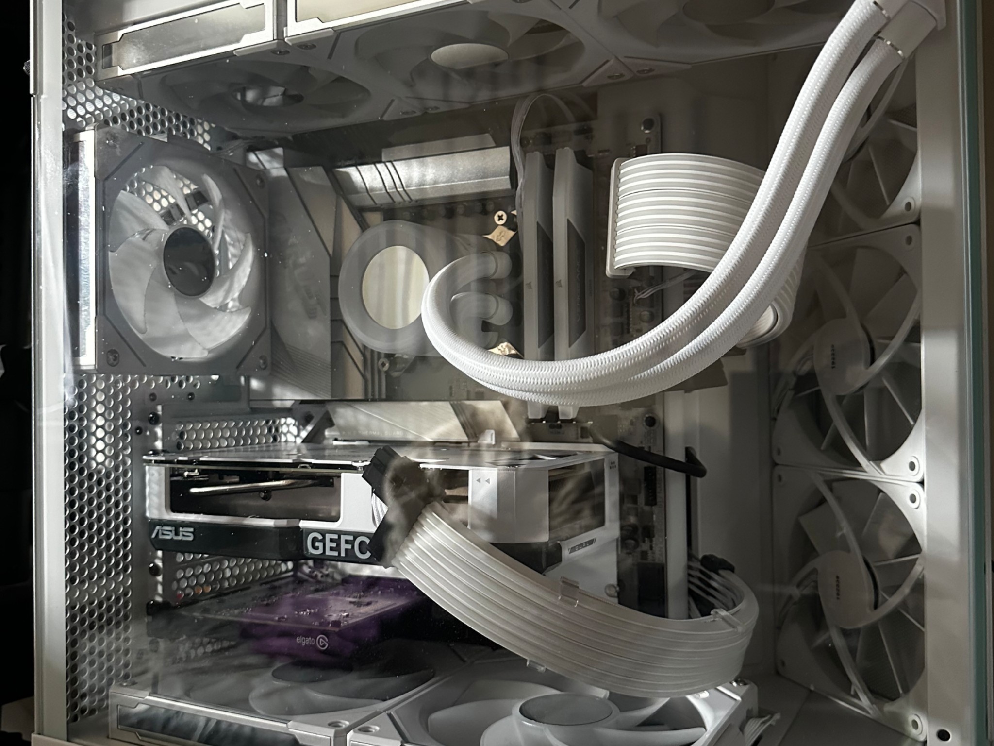 ALL WHITE GAMING PC | Intel 14700k | RTX 4060 | 32GB RAM | 2TB
