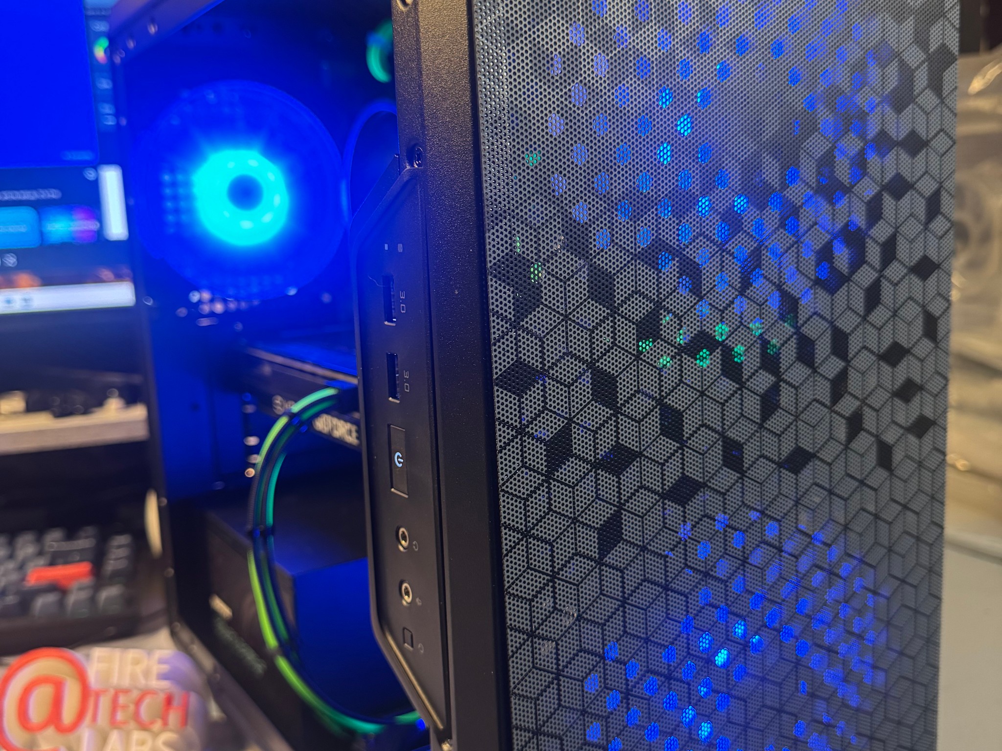 AMD RYZEN 5 5500 / Nvidia 2060 12gb / 512gb