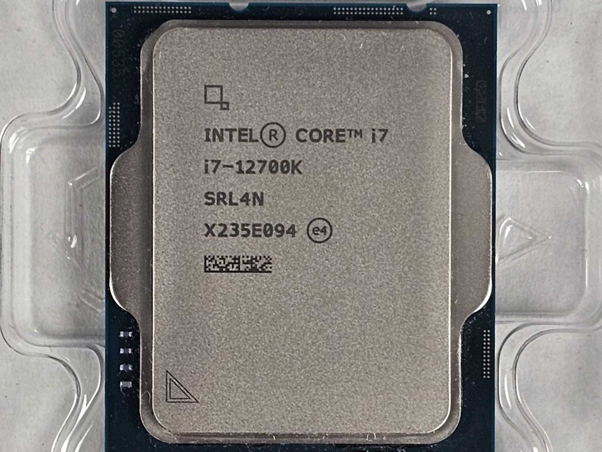 Intel Core i7-12700K LGA1700