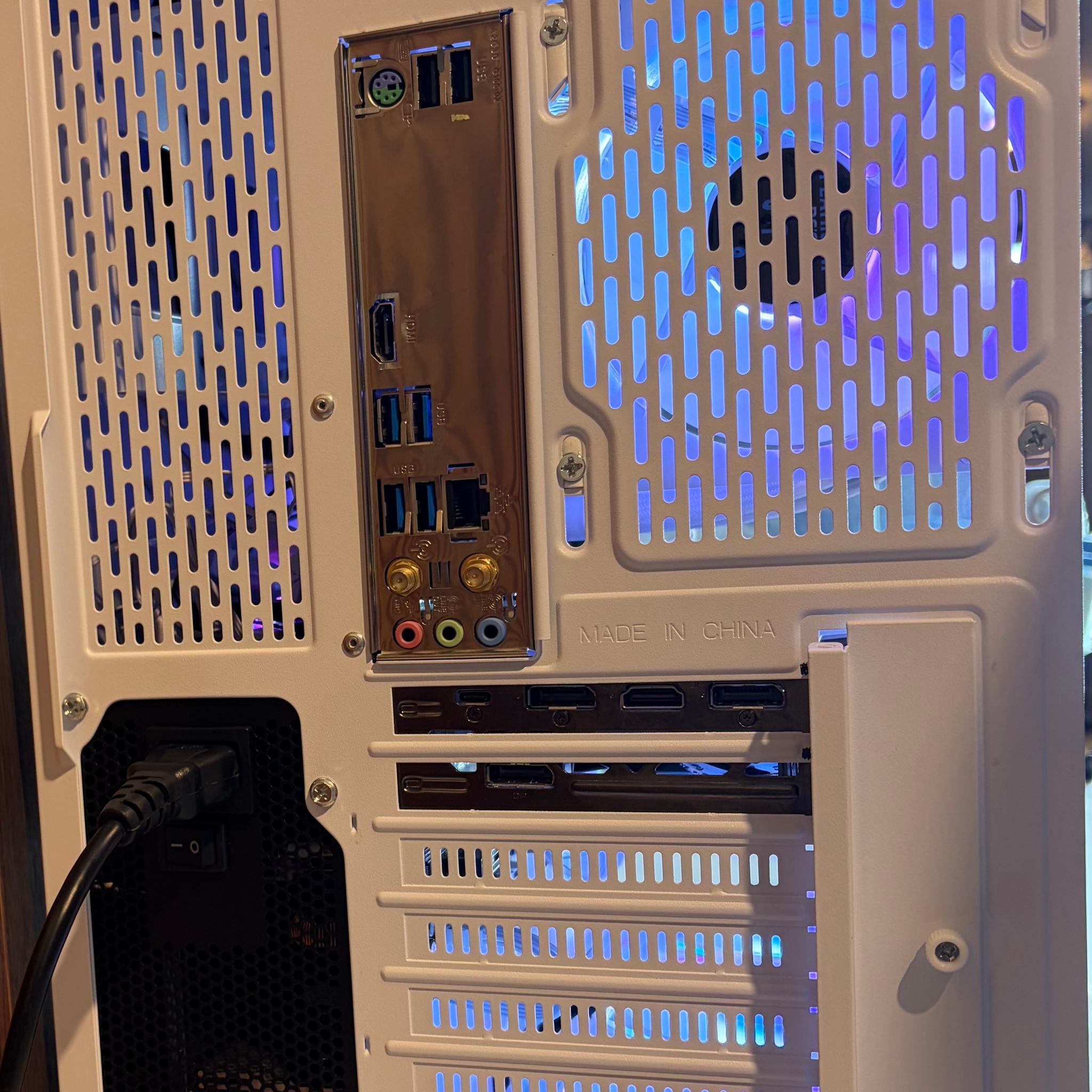 RTX 2070 | I5 10600KF | 16GB DDR4 | 500GB SSD | 650W