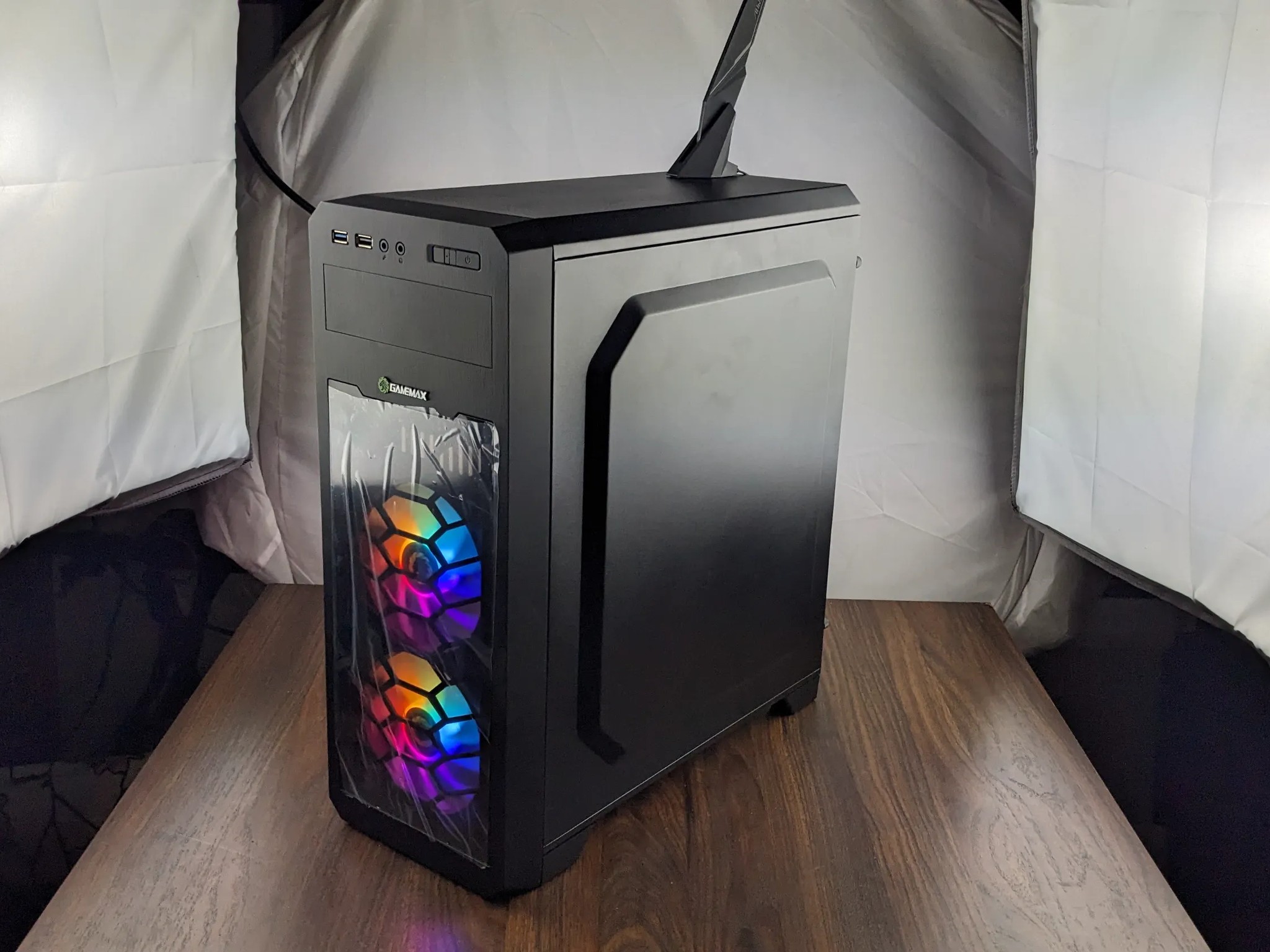 RTX 3060ti, Ryzen 5 5600, 2x8GB 3600mhz, 1TB Gen 4 NVMe