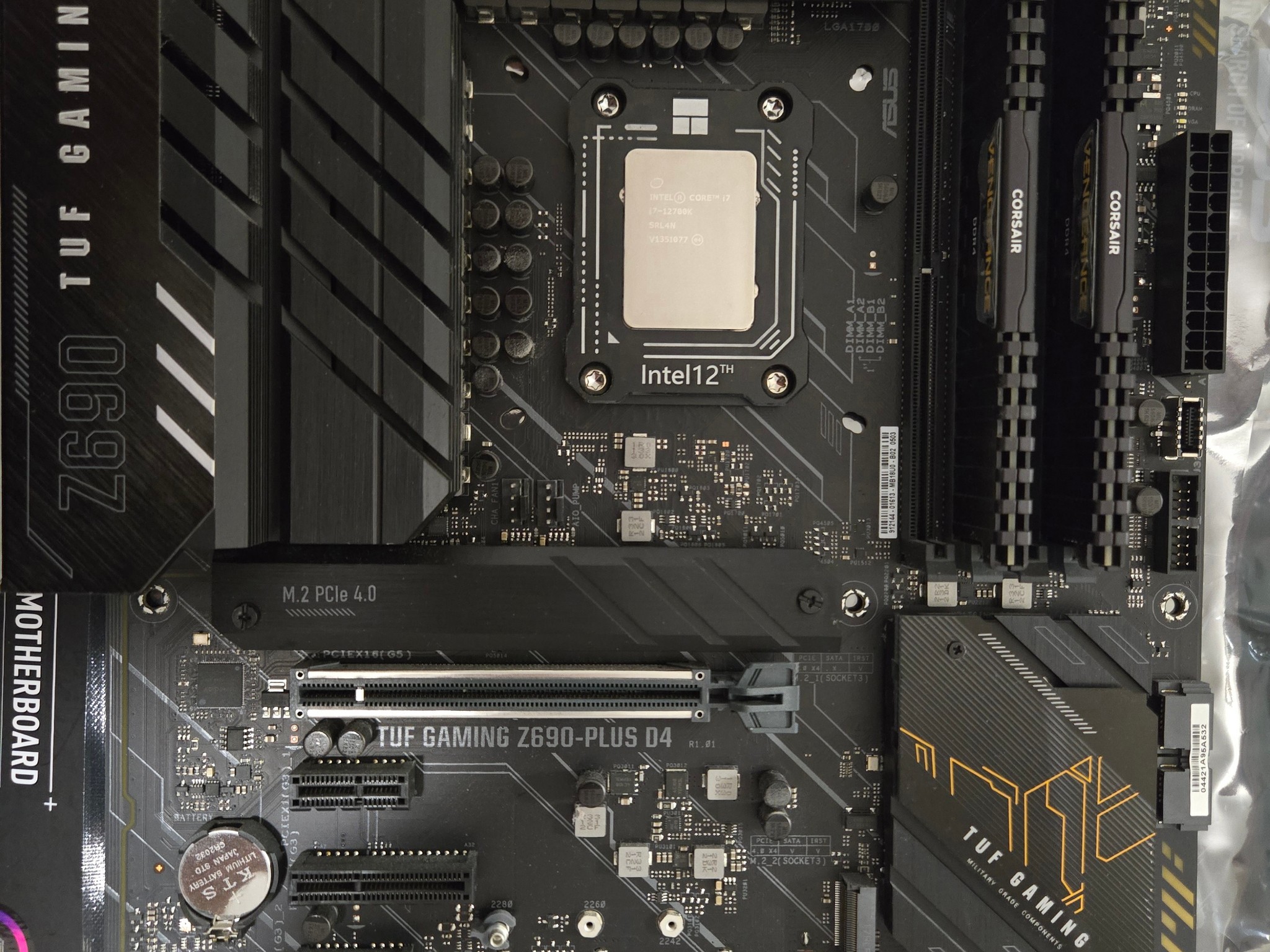 12700k with contact frame z690 d4 64gb ddr4 3200 mhz