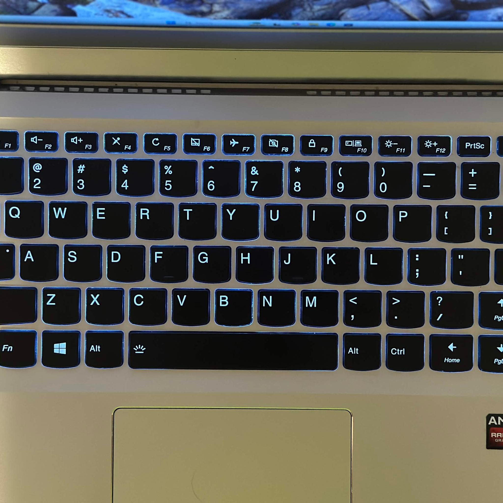 Lenovo Ideapad 510S | Intel i7 7500U | 8GB DDR4 | AMD R7 M360 2GB | 256GB SSD | Win11 | 14" Laptop