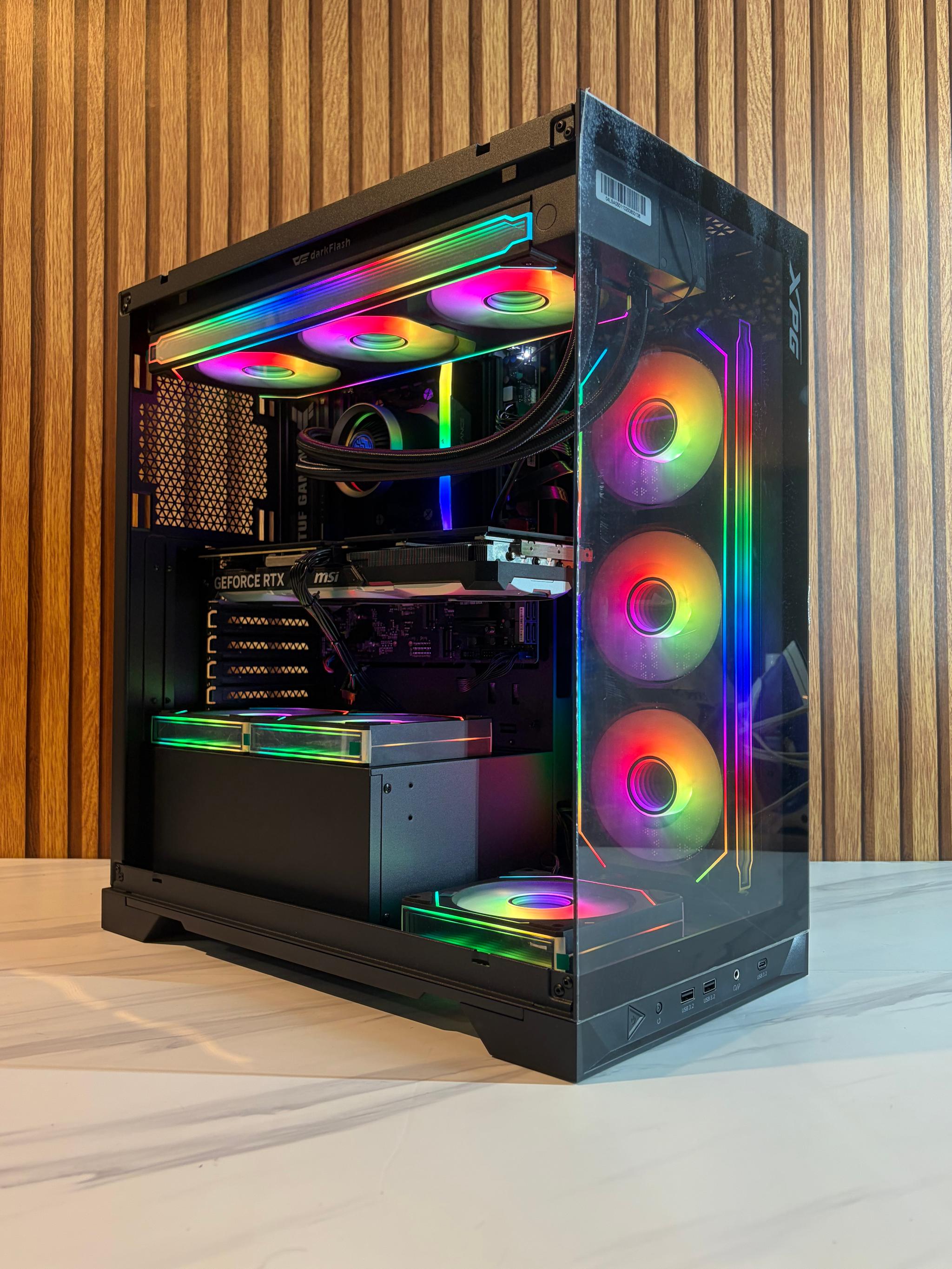 RTX 4070 | RYZEN 5 9600X | 16GB DDR5 | 2TB NVME | 650W | 360MM AIO | Windows 11 pro