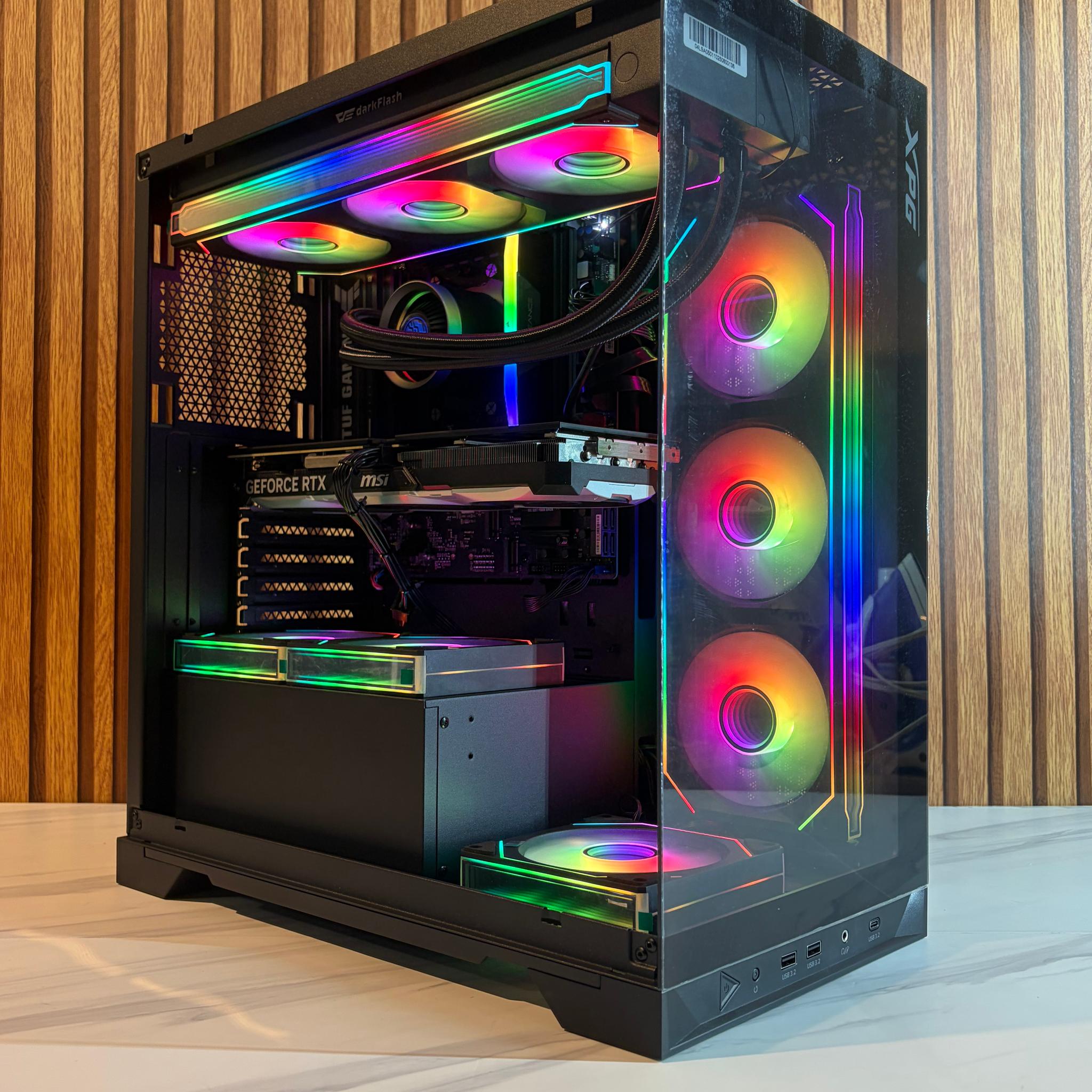 RTX 4070 | RYZEN 5 9600X | 16GB DDR5 | 2TB NVME | 650W | 360MM AIO | Windows 11 pro