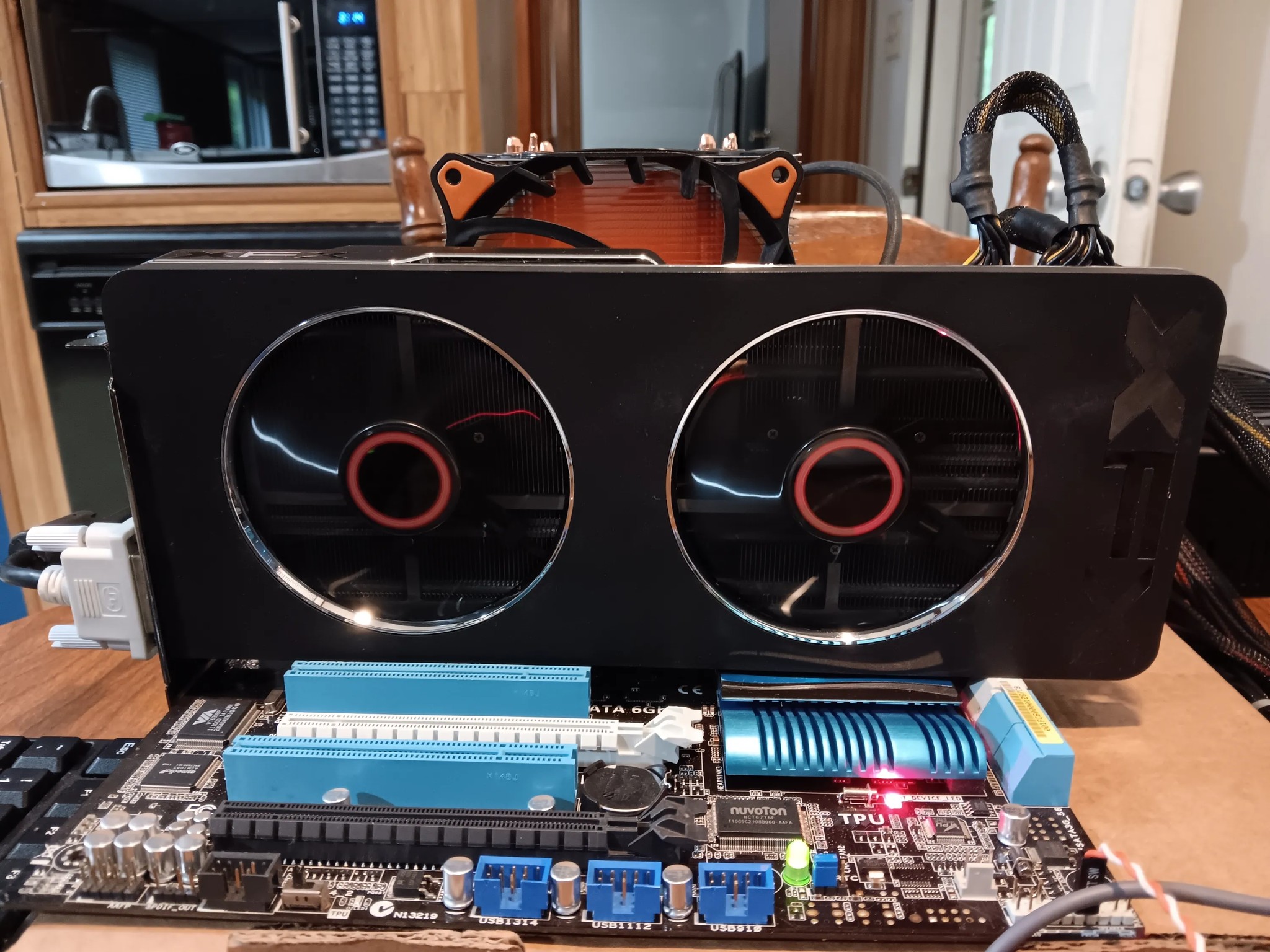 XFX Radeon R9-280X 3GB GPU Nice Card!