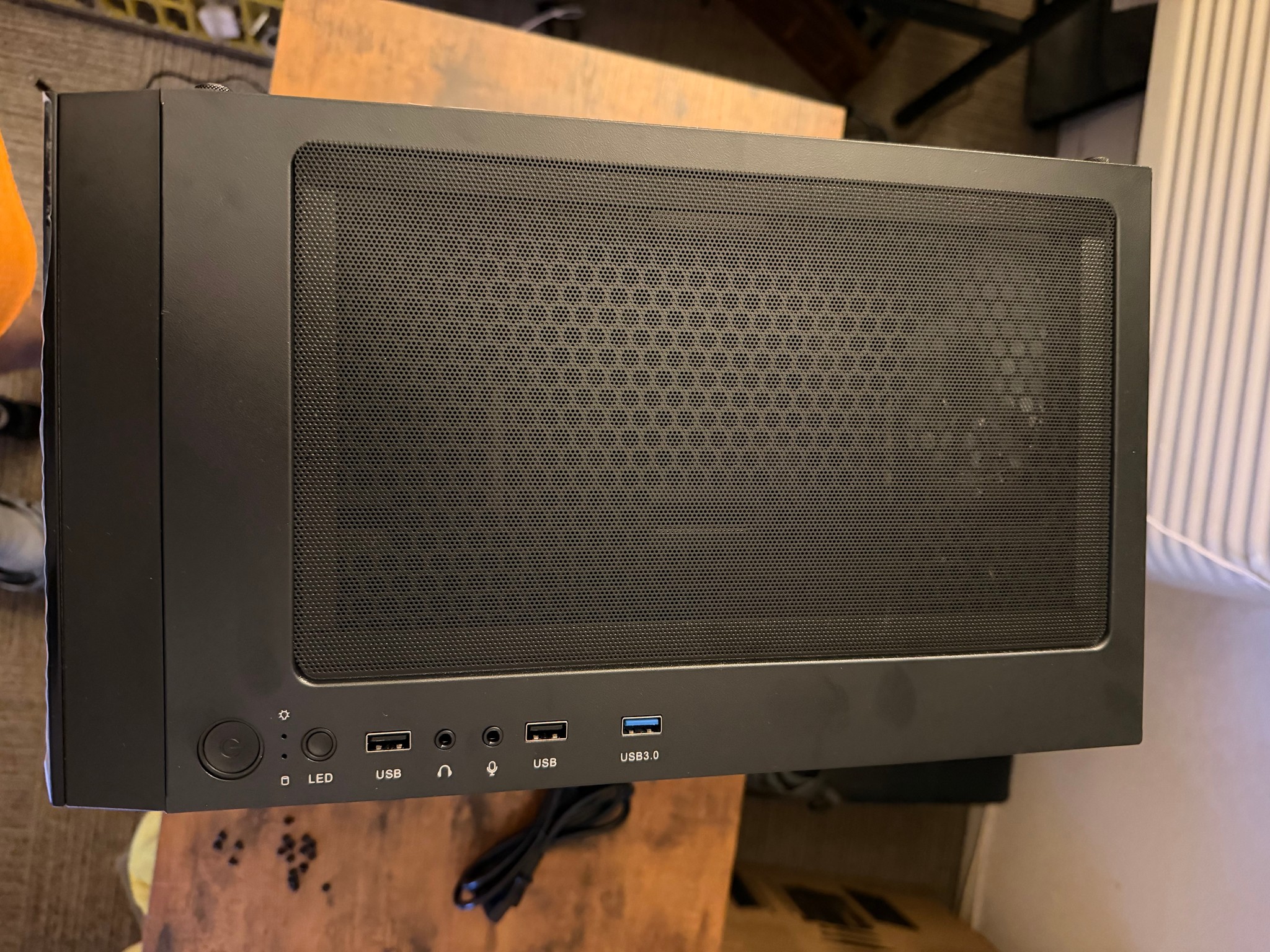 Budget Compact Gaming PC! Ryzen 5 5600x + 3070 + 32GB RAM + 512GB SSD!
