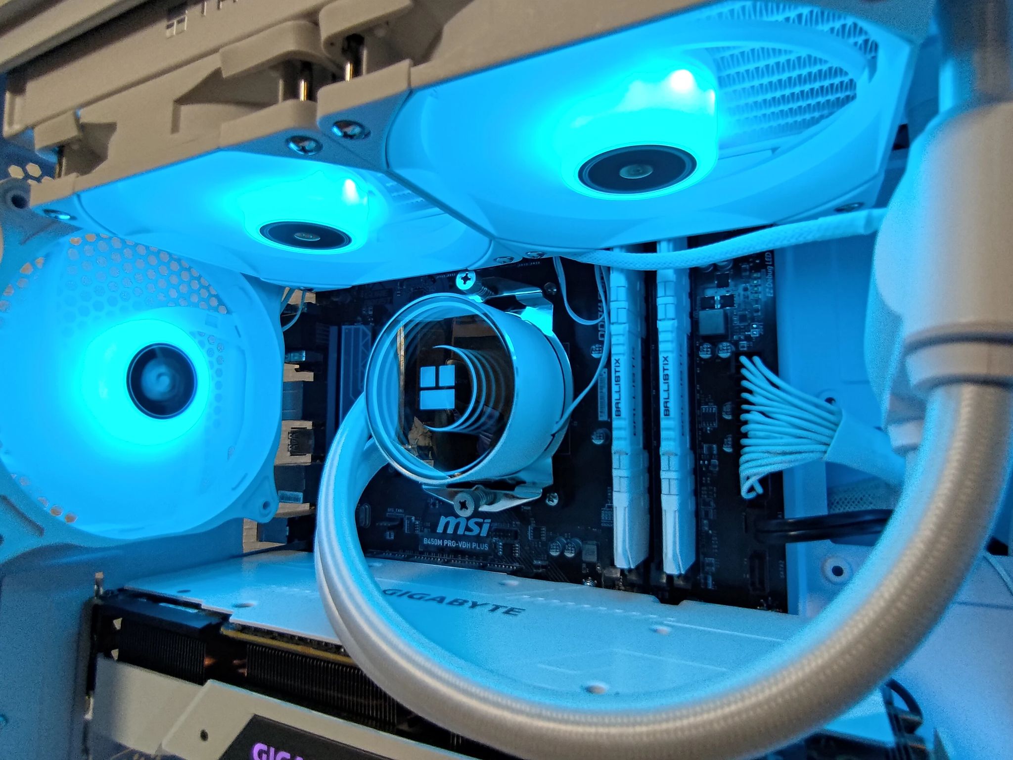 DeatheTech Budget Special! Ryzen 5500 | RTX 2070 Super | 16GB Ram | 1TB SSD