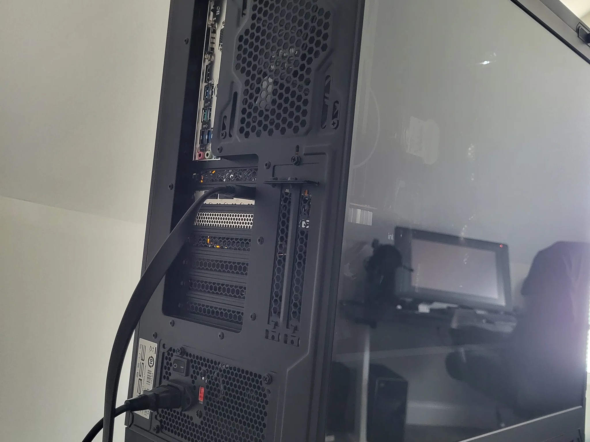Custom Gaming PC Ryzen 5, 3060ti, 16Gb Memory, Windows 10