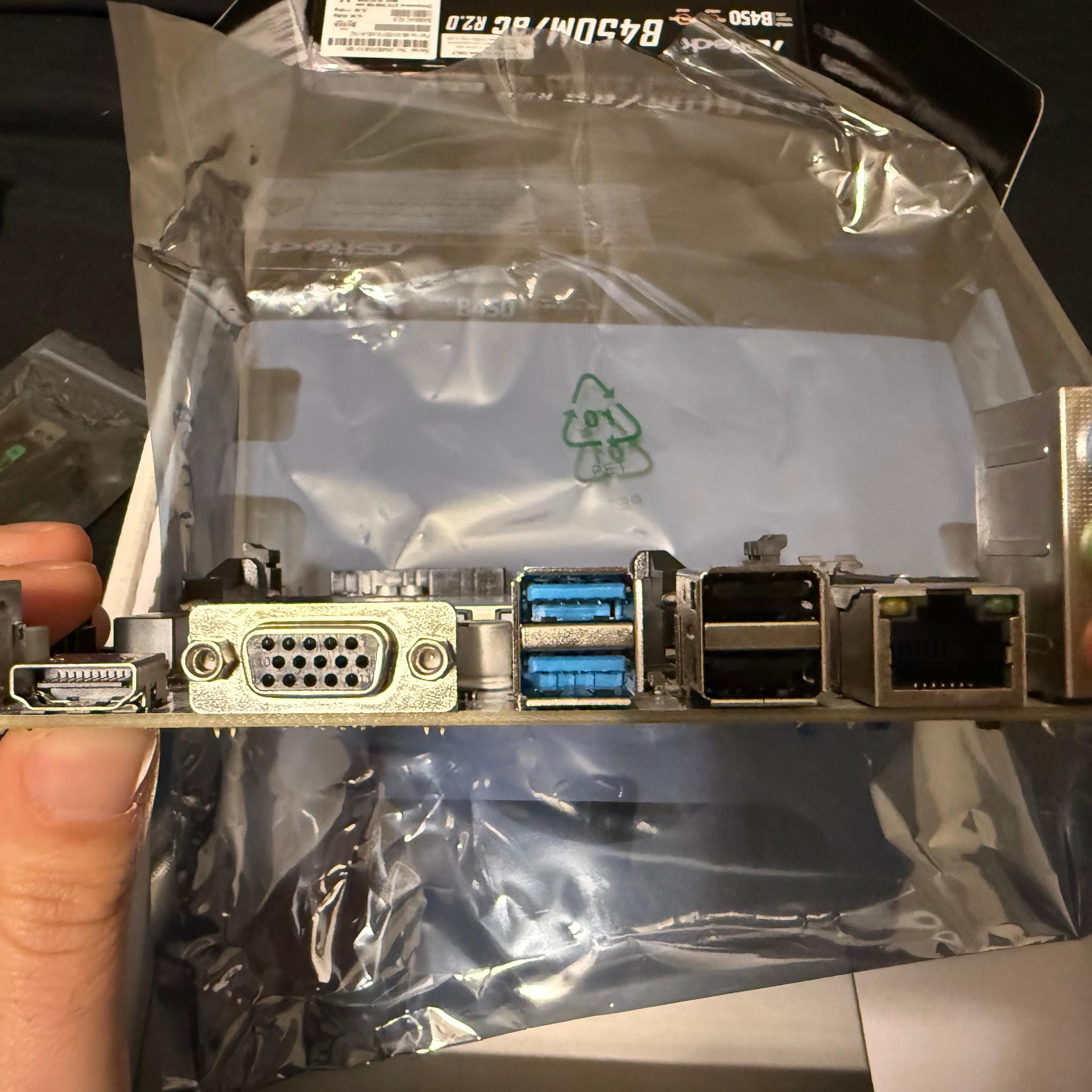 READ DESCRIPTION!! Ryzen 3 3100 CPU | Machinist b450m Motherboard | USB WiFi/Bluetooth
