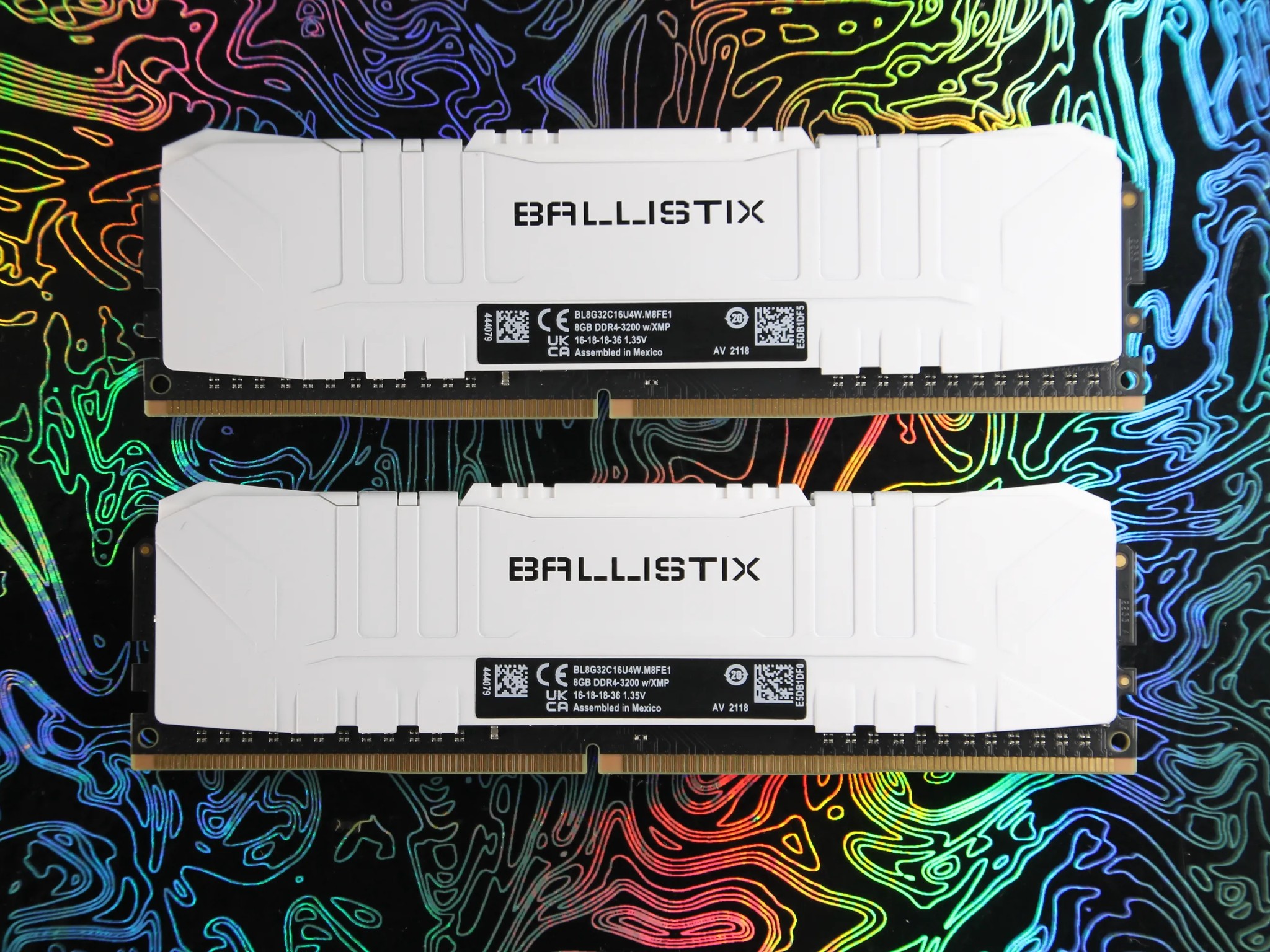 Crucial Ballistix 16GB (2x8GB) DDR4-3200 CL16 Memory