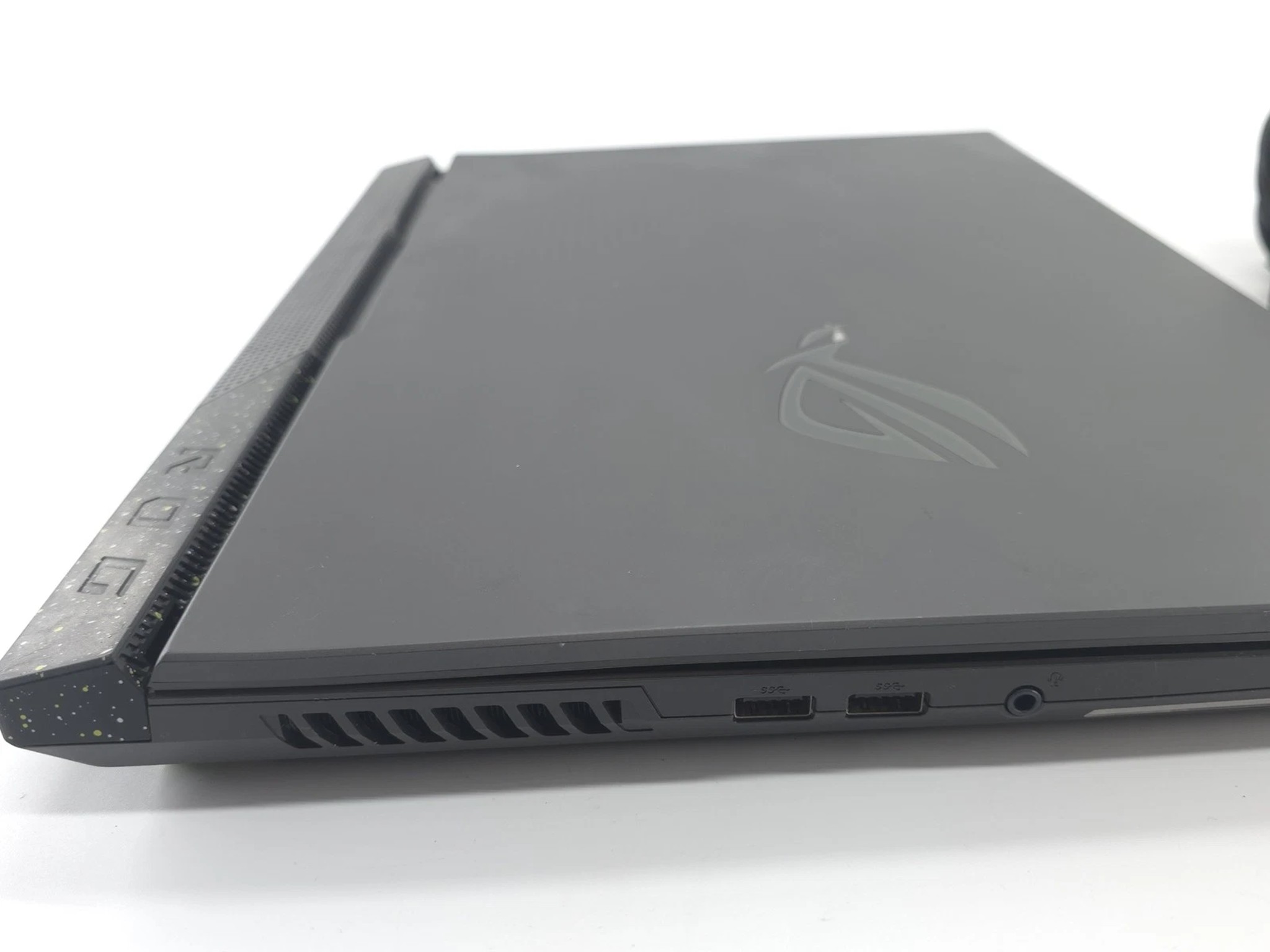 ASUS ROG Strix G17 17.3'' 1TB SSD 16GB RAM 3.0GHz Ryzen 9 7845HX RTX 4060 240Hz
