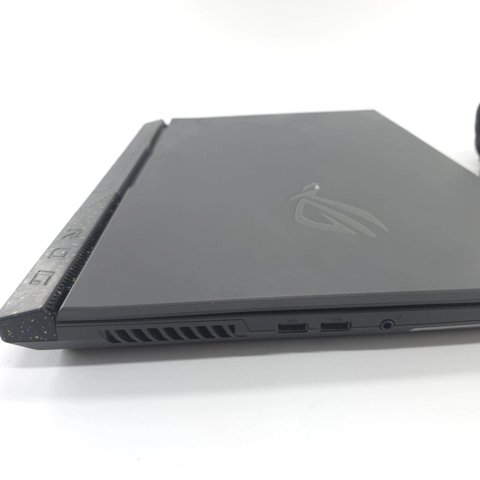 ASUS ROG Strix G17 17.3'' 1TB SSD 16GB RAM 3.0GHz Ryzen 9 7845HX RTX 4060 240Hz
