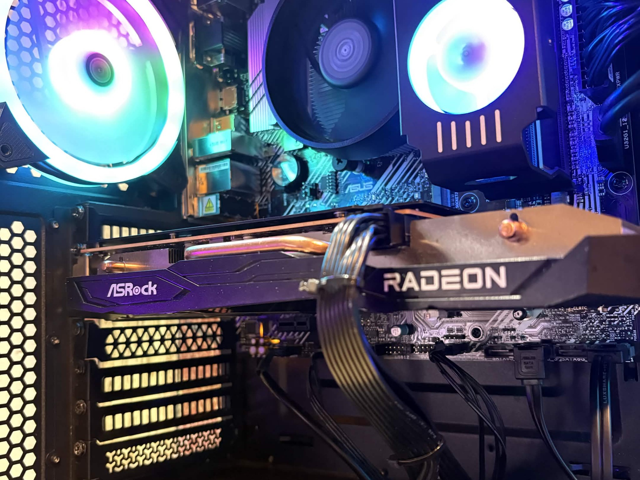 Black Cat Customs Shadowclaw | Ryzen 5 3600 | RX 6600 XT | 16GB RAM | 1.25TB Storage