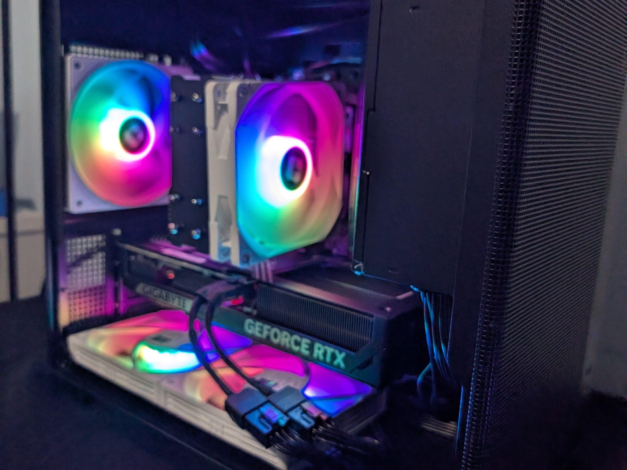 SFF Nvidia Gaming PC RTX 5070-Ryzen 5 7500x3d-32GB DDR5 6000-1 TB NVME mostly new