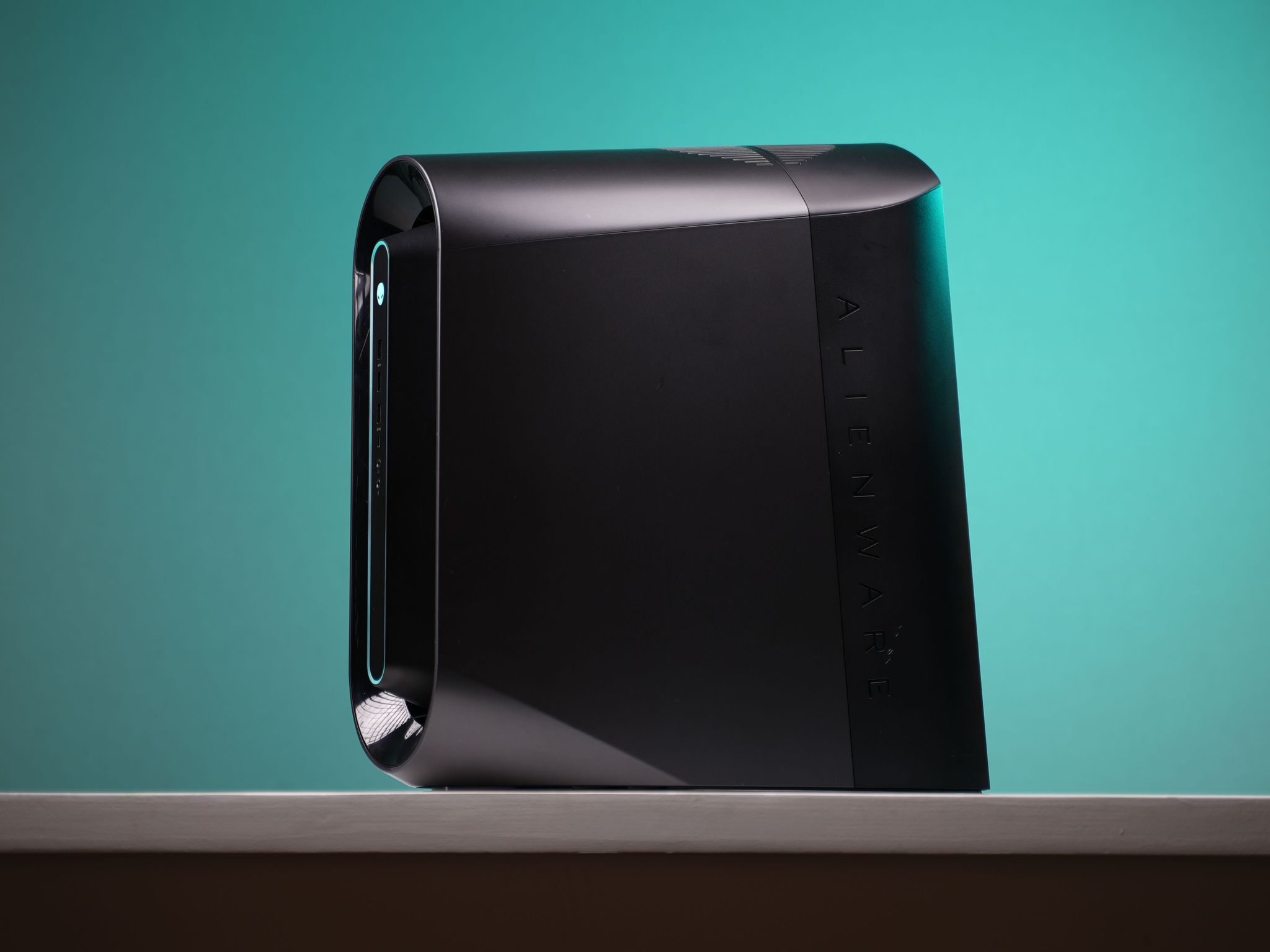 “AUROFORM C” RTX 3080 Intel Core i9 10900K 32GB 1TB Windows 11 Workstation Gaming PC