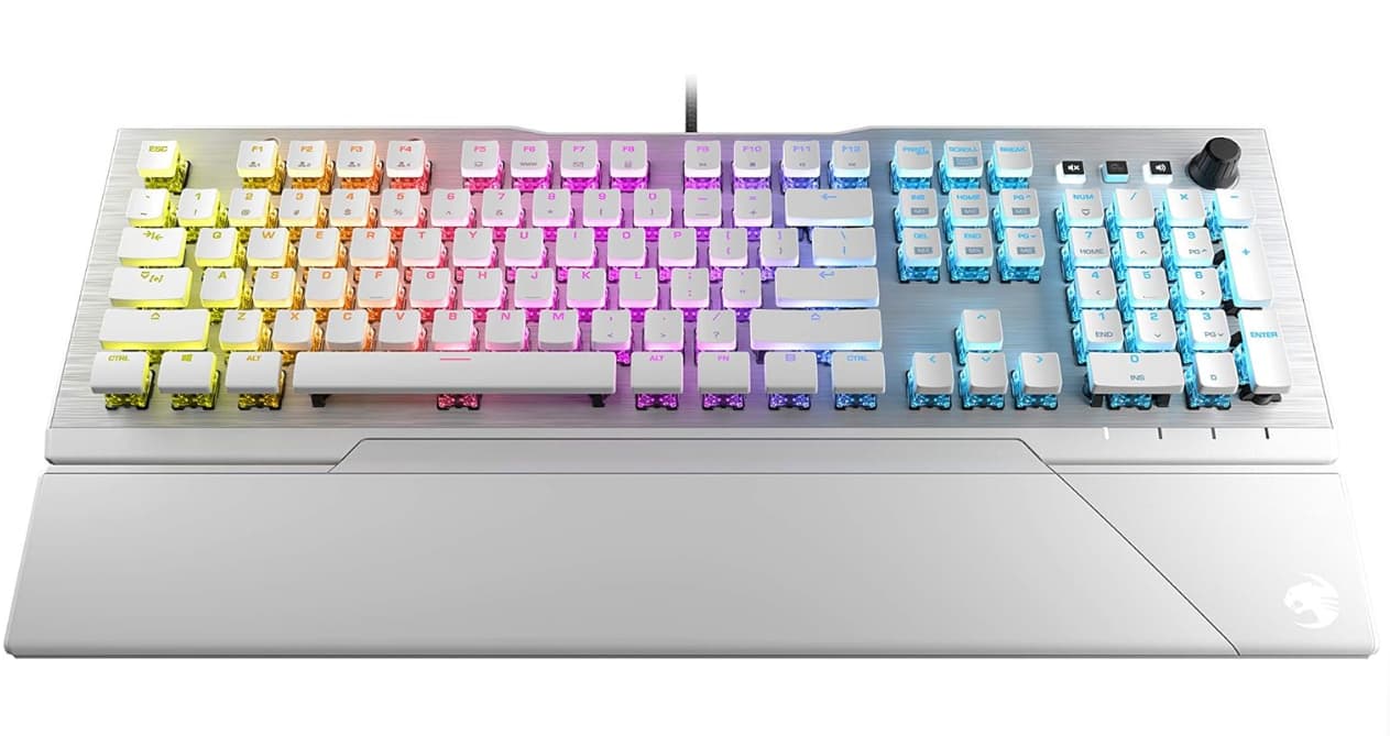 BNIB ROCCAT Vulcan 122 Full-size Mechanical PC Gaming Keyboard- Tactile Titan Switch (Arctic White)