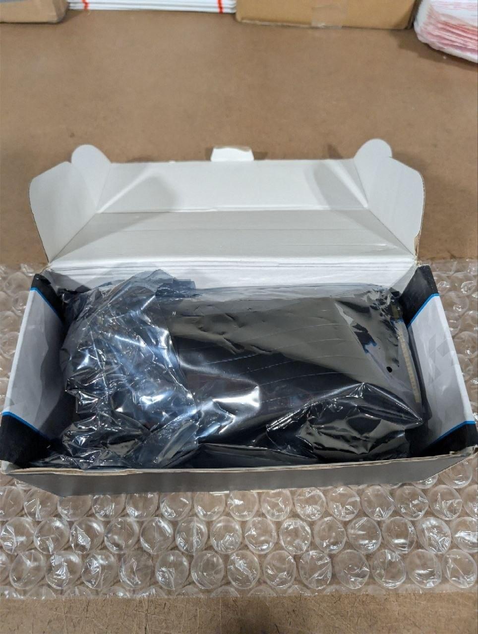 Alphacool Aurora Vertical GPU Mount with Riser Cable (11951)