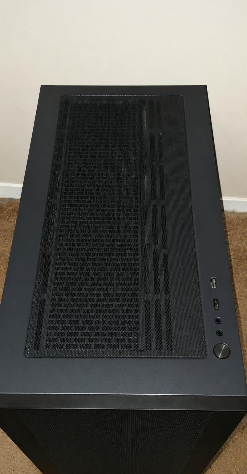 MetaPC Custom Gaming PC