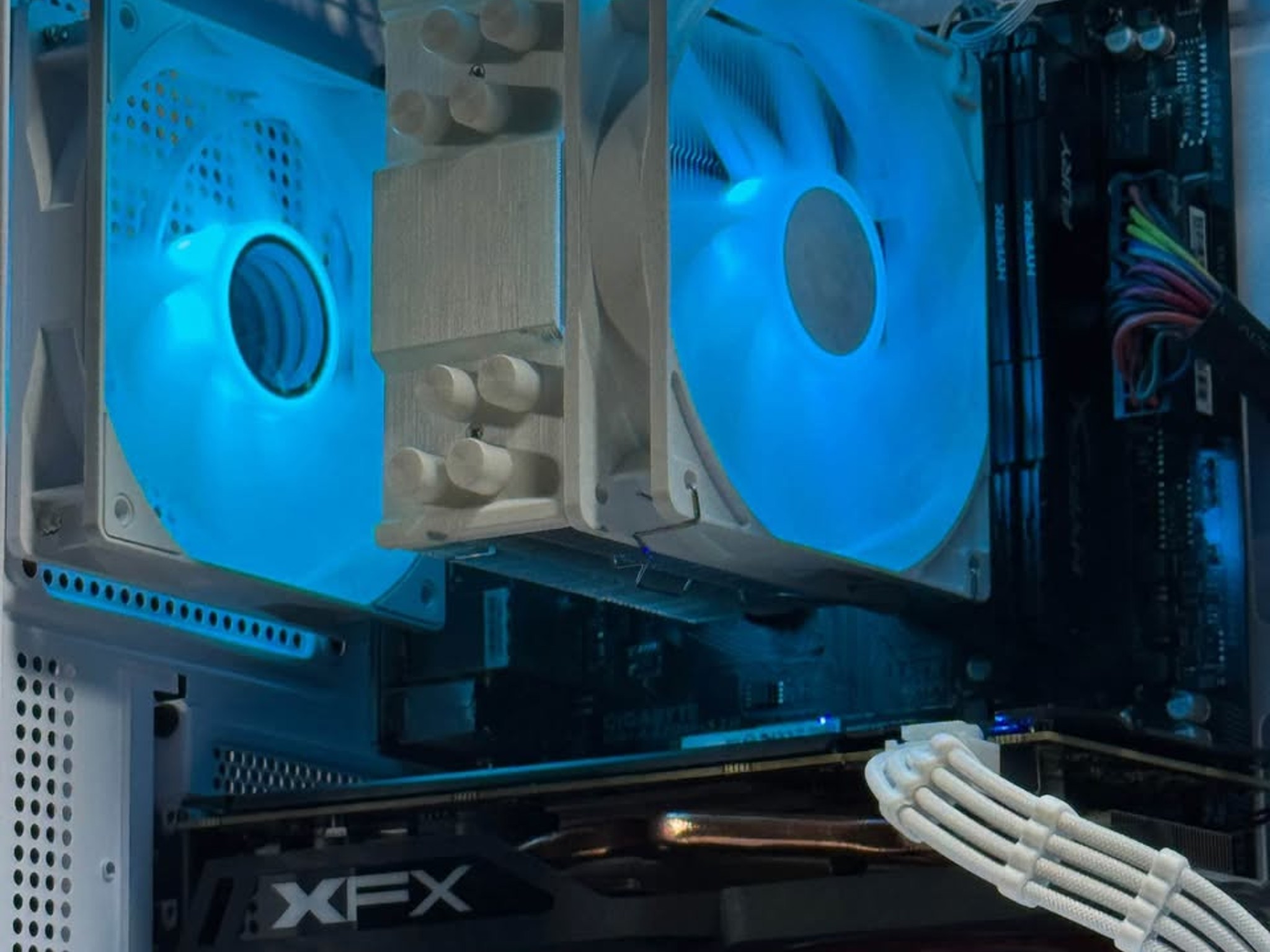 🔥 Gaming PC | RX 570 | Ryzen 3 2300X | 16GB RAM | 512GB SSD | WiFi + BT