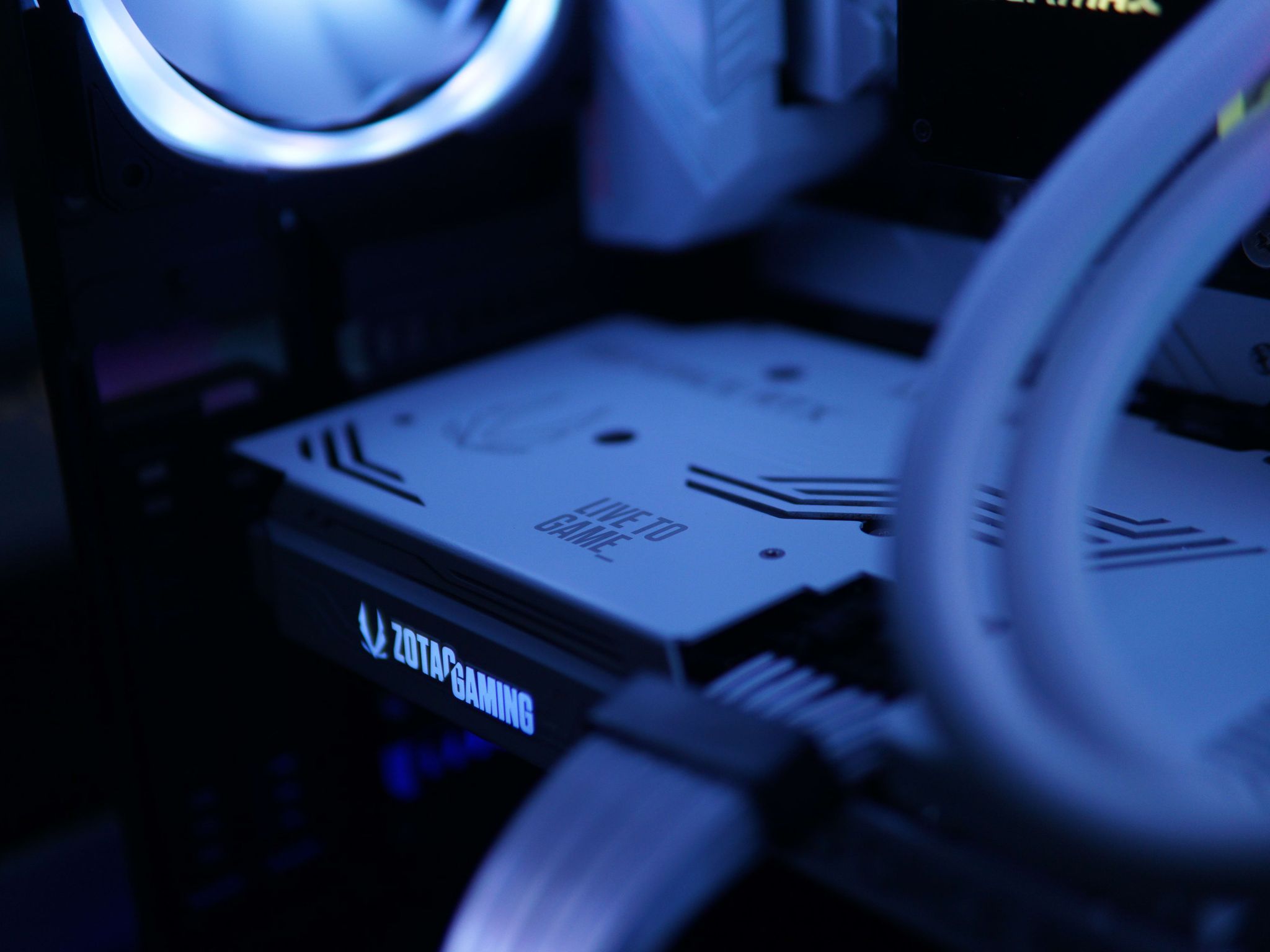 Frosty | RTX 3070 - Ryzen 7 5800x Gaming and Streaming PC