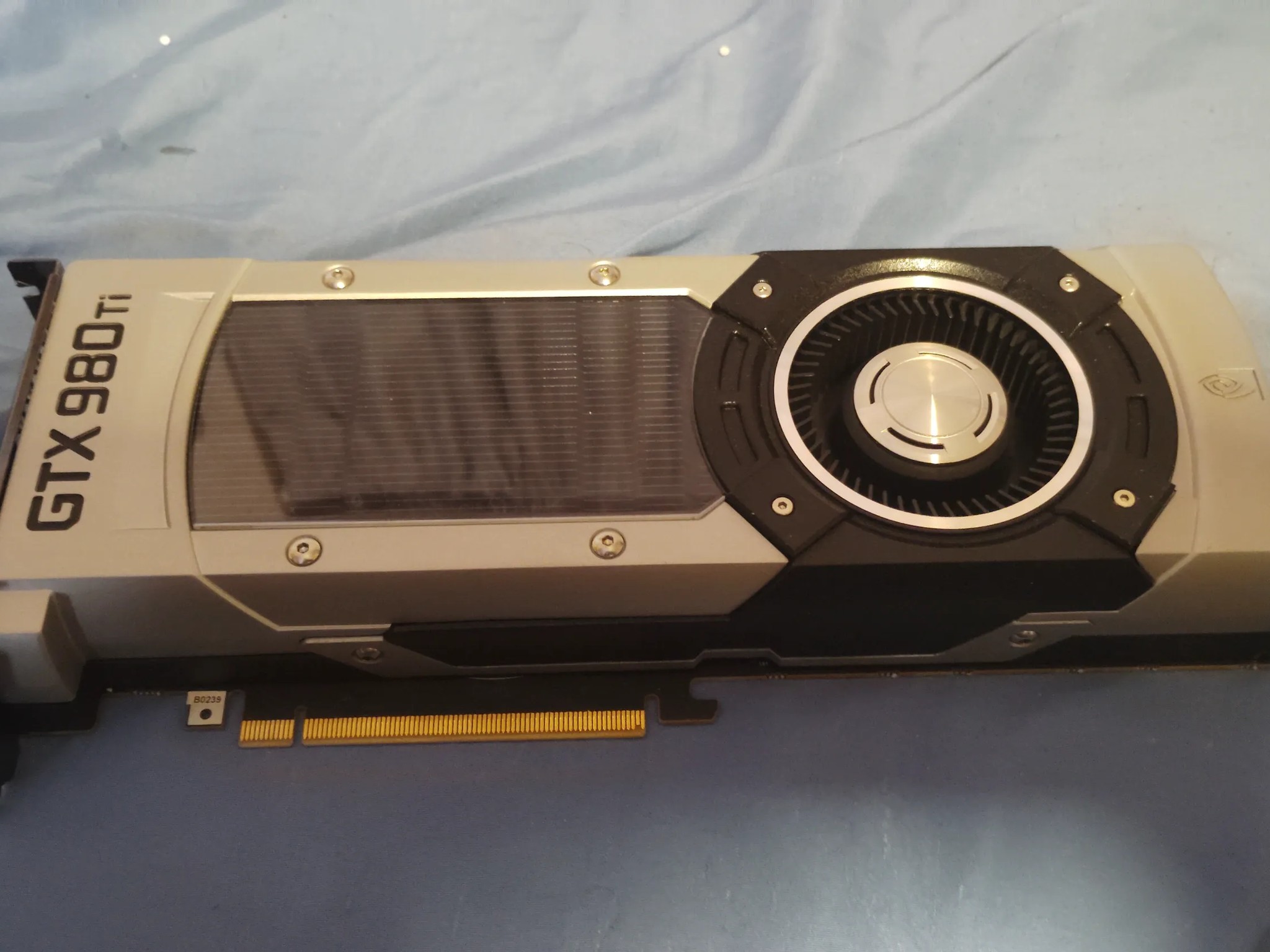 nVidia Geforce GTX 980 Ti 6GB Founder's Edition