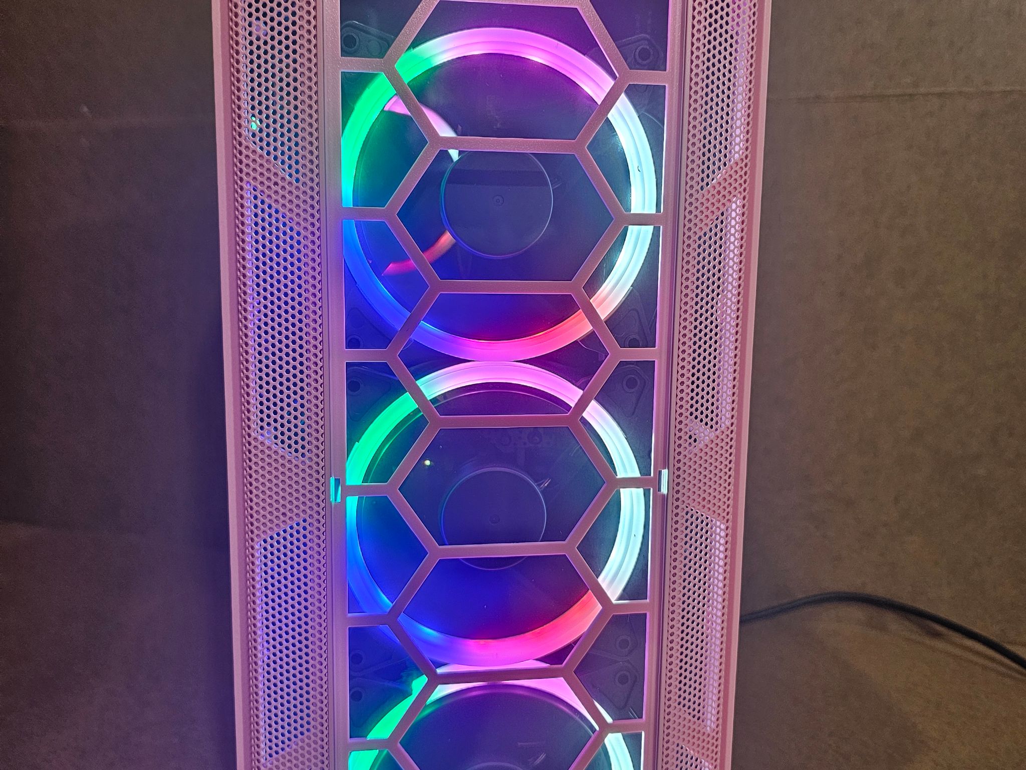 Custom Gaming Computer - R5 - GTX 1080 Ti - 16GB - 256GB SSD - 2TB HDD