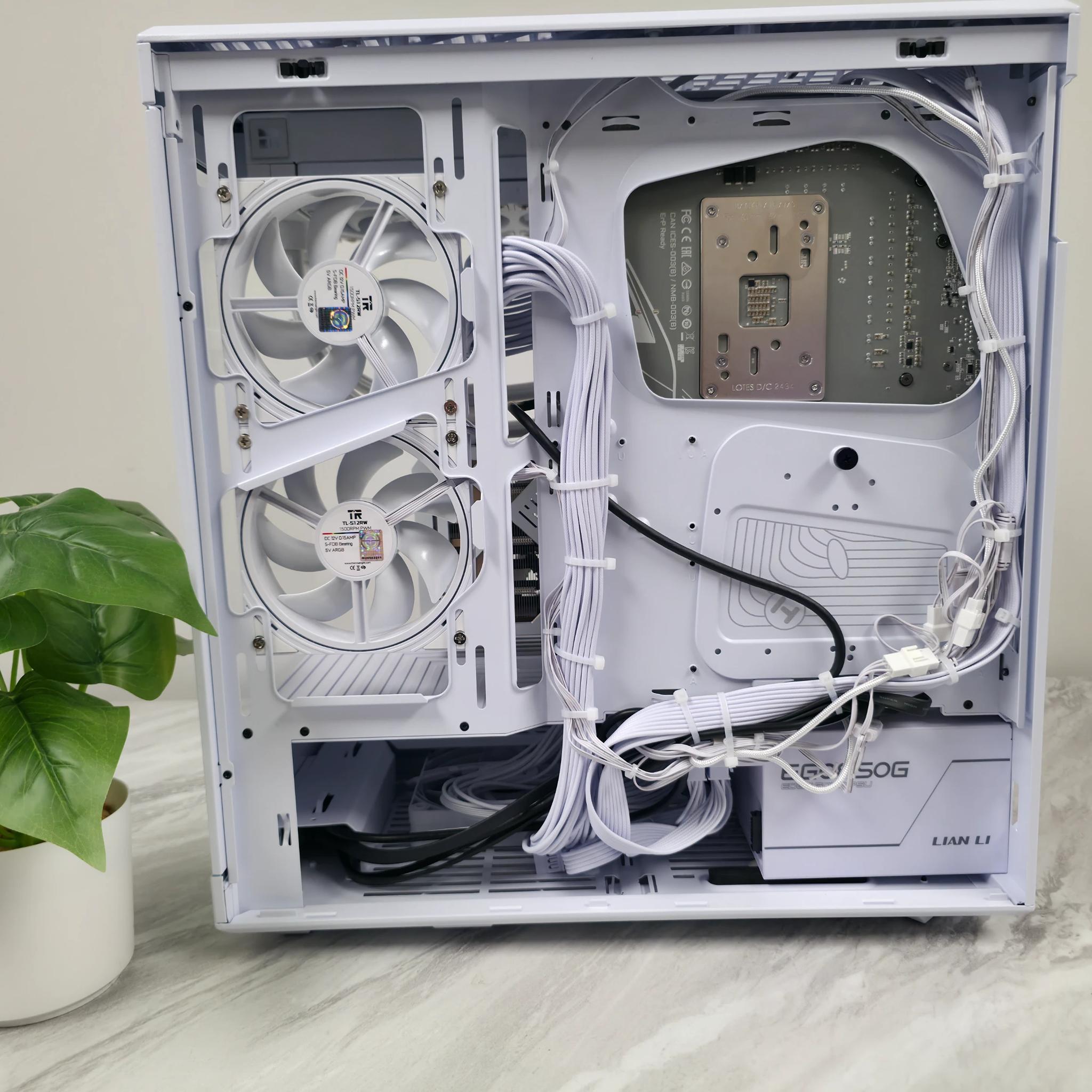 4k High-End Ice White Gaming PC Computer (RTX 5080 16gb, 9800X3D, 32gb DDR5 6000 MTs cl30)