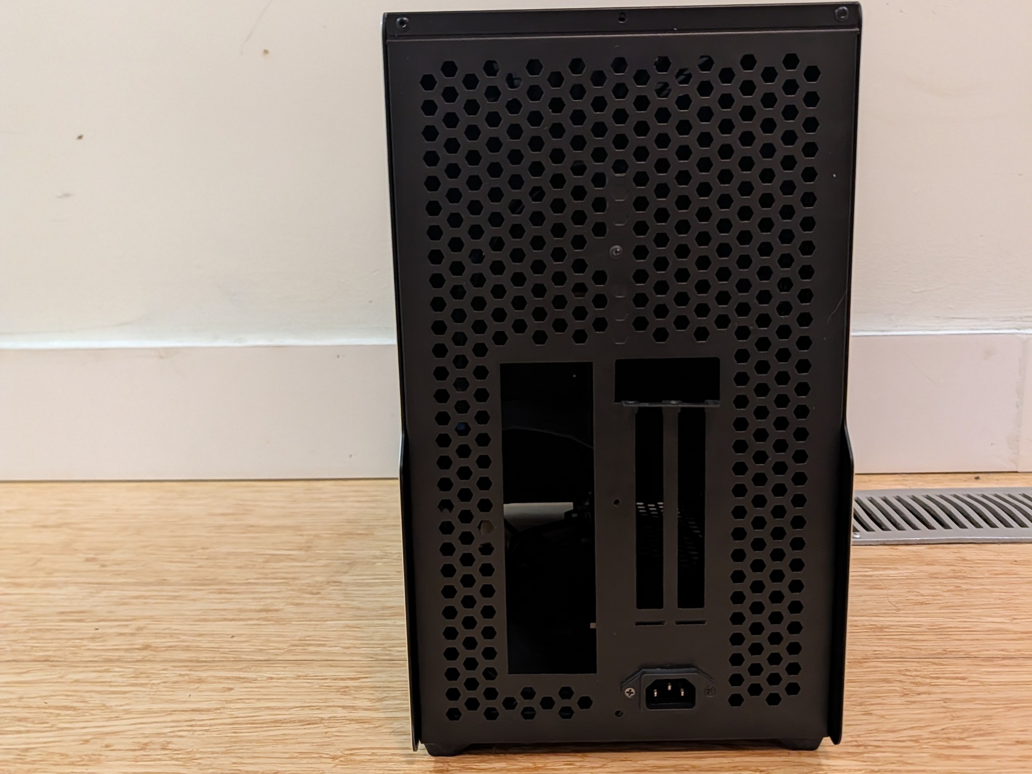 Gaming PC case + GPU riser