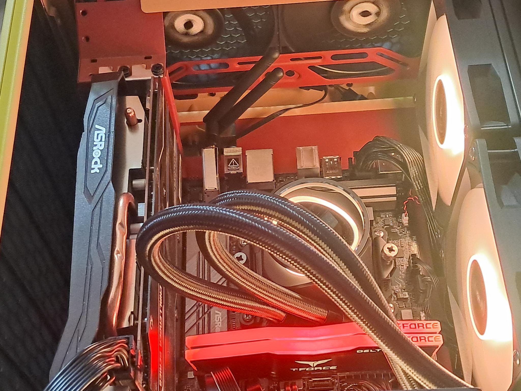 🗼THE TOWER🗼Ryzen 7 3700X | RX 7600 | 16GB DDR4 | 1TB SSD