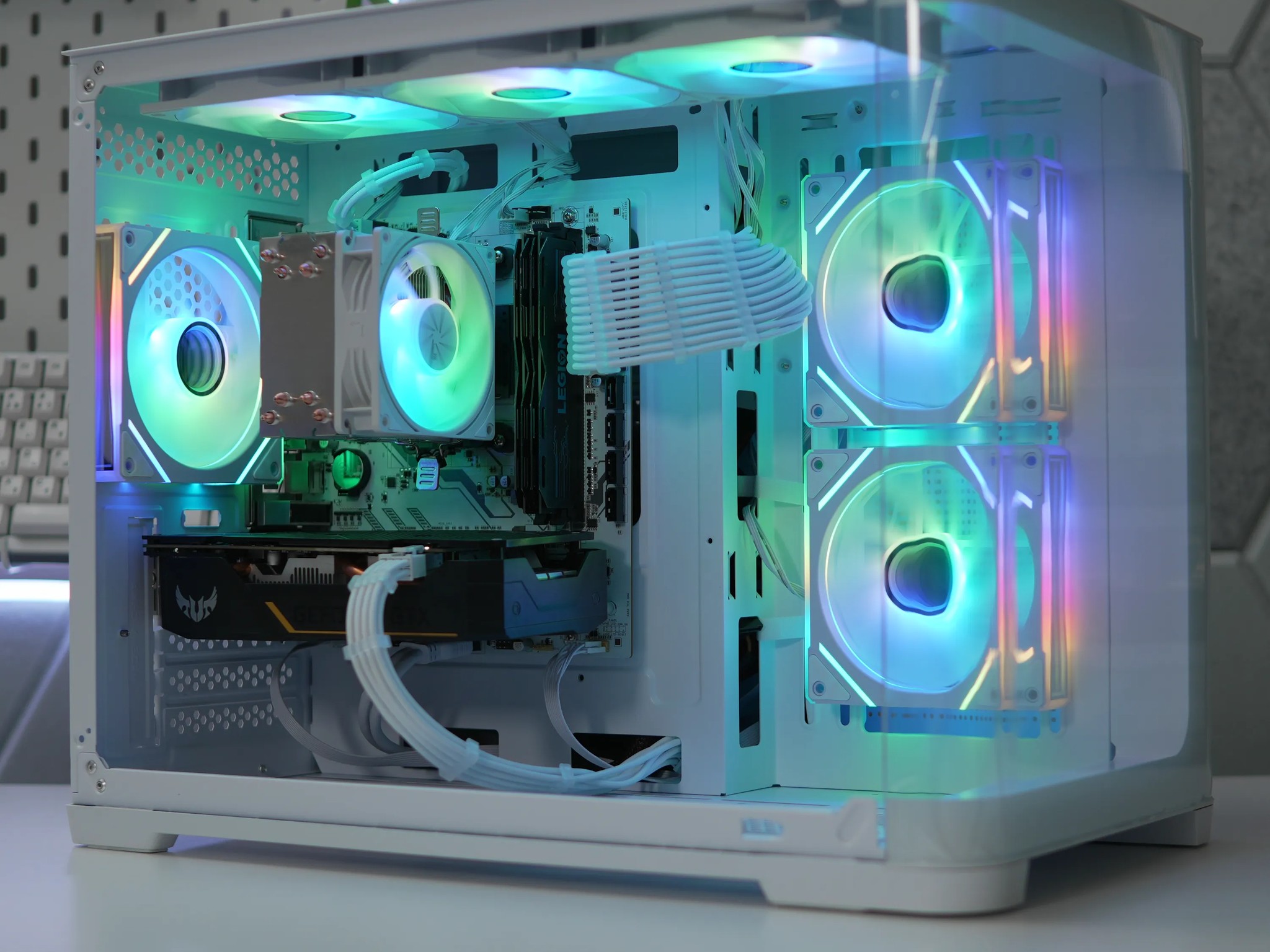 Budget Gamer | GTX 1660 Super | Ryzen 5 | 16GB RAM |