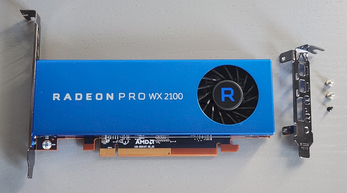 AMD Radeon Pro WX 2100