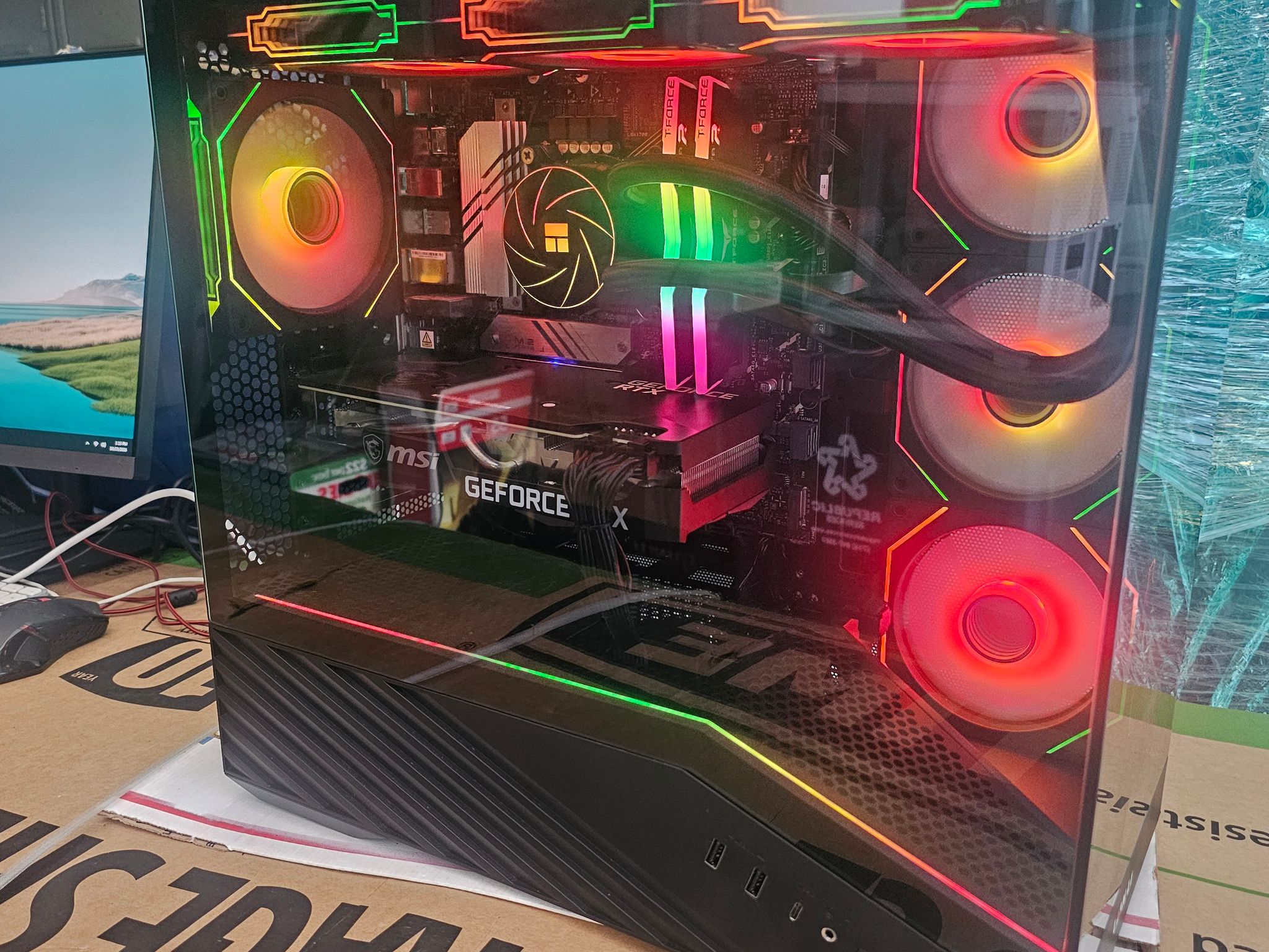 Black gaming pc | i9 12900k | 32gb ram | 1TB ssd | 3070 8gb | windows 11 pro |